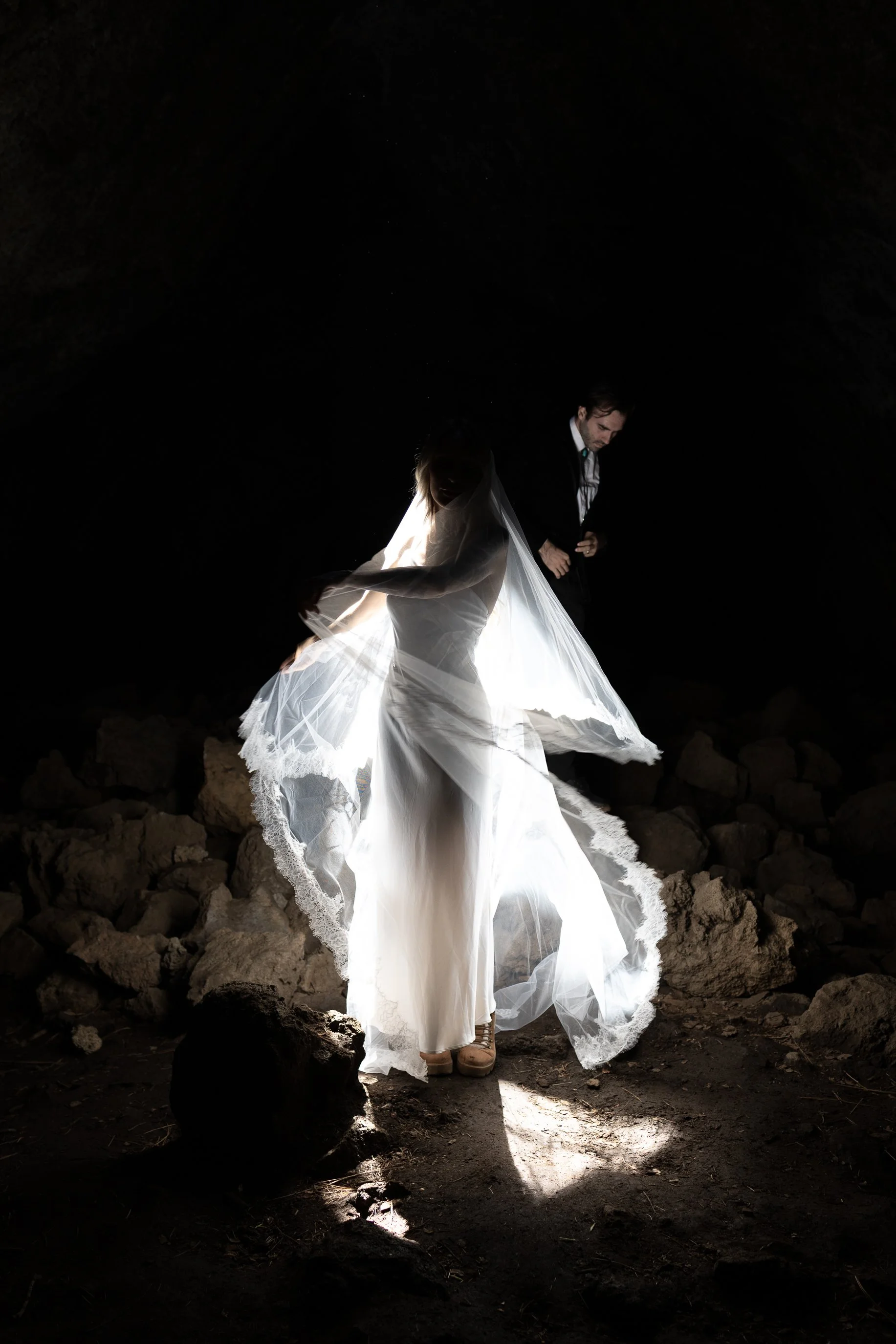 skylight-cave-elopement-anna-childers-15.jpg