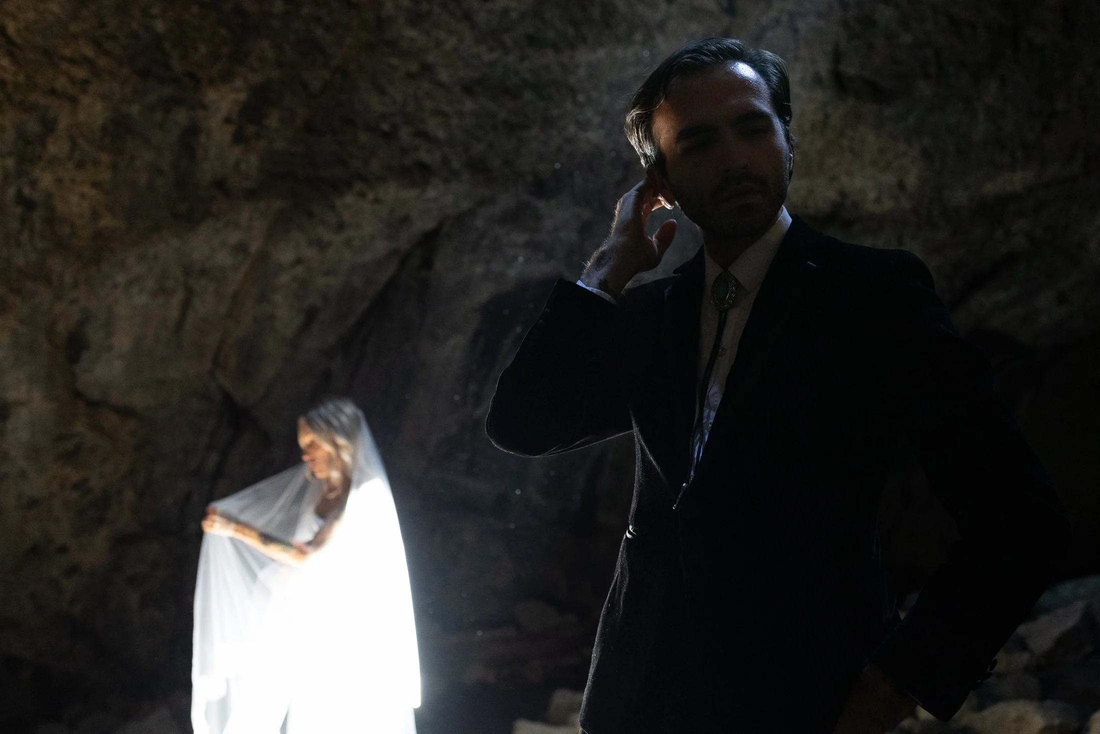 skylight-cave-elopement-anna-childers-20.jpg