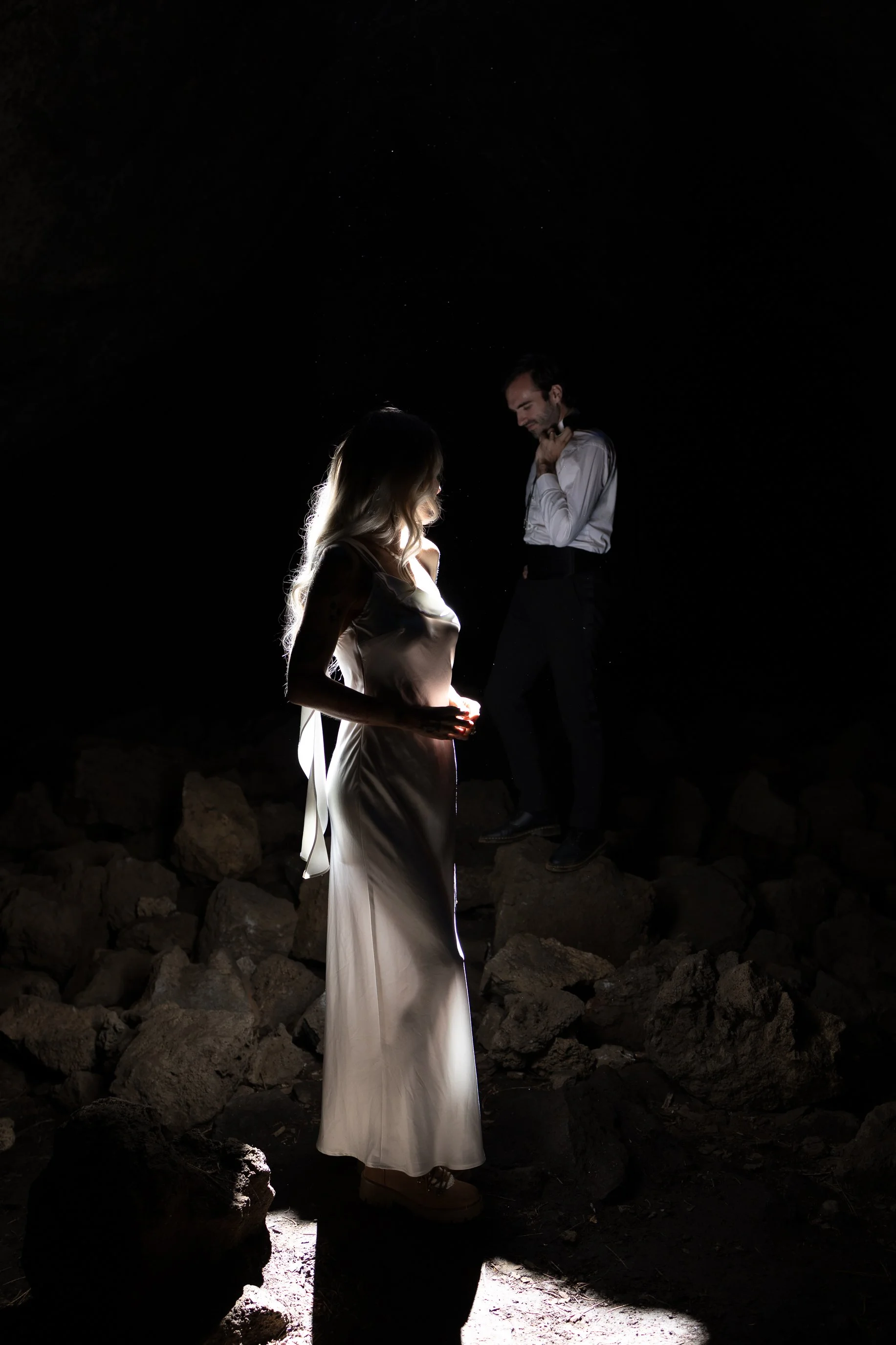skylight-cave-elopement-anna-childers-12.jpg