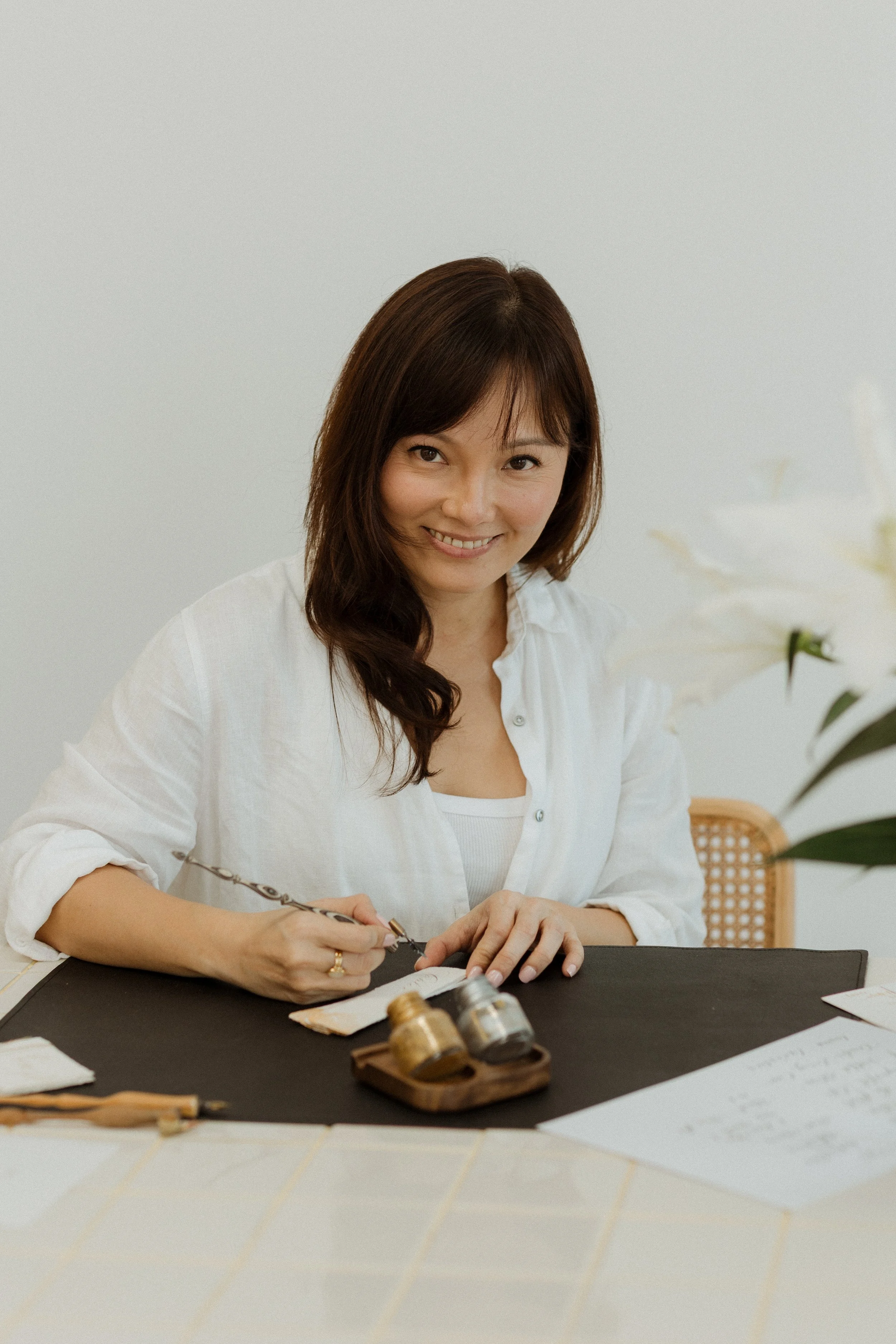 Sheeling Arts calligrapher working on a bespoke commission at her Gold Coast studio