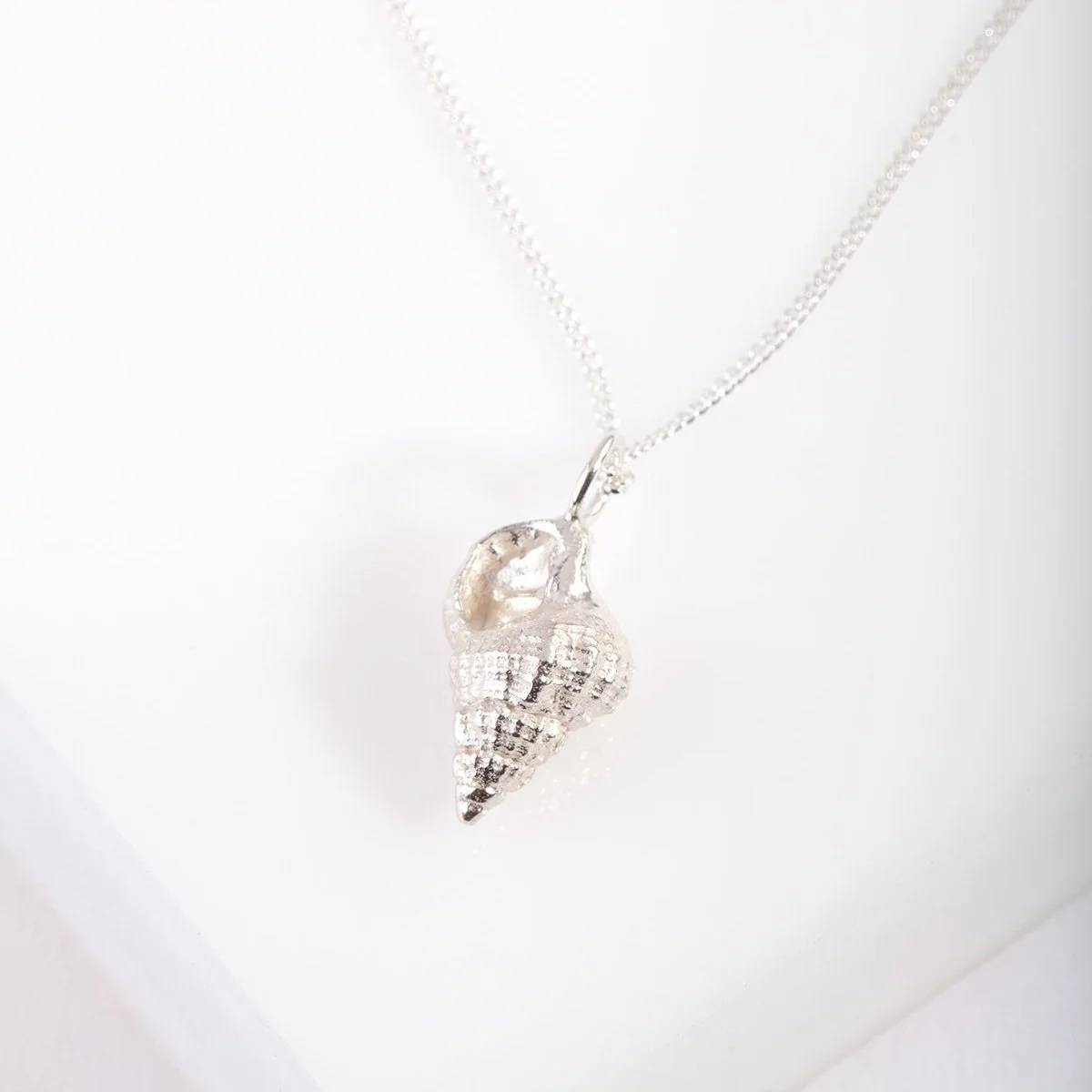 Silverleaves Necklace