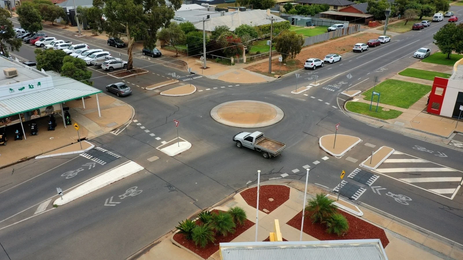 Aerial view of a Low Cost Implanted Compact Roundabout designed by Vision Zero Australia, Mildura, Victoria. Zero crashes since construction.