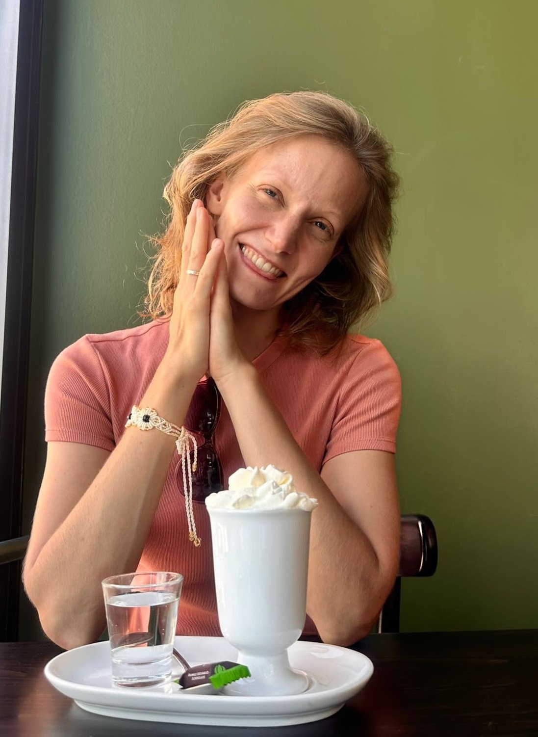 Carla mag Kaffee und Kaffeehaeuser Deutschland in Berlin.jpg