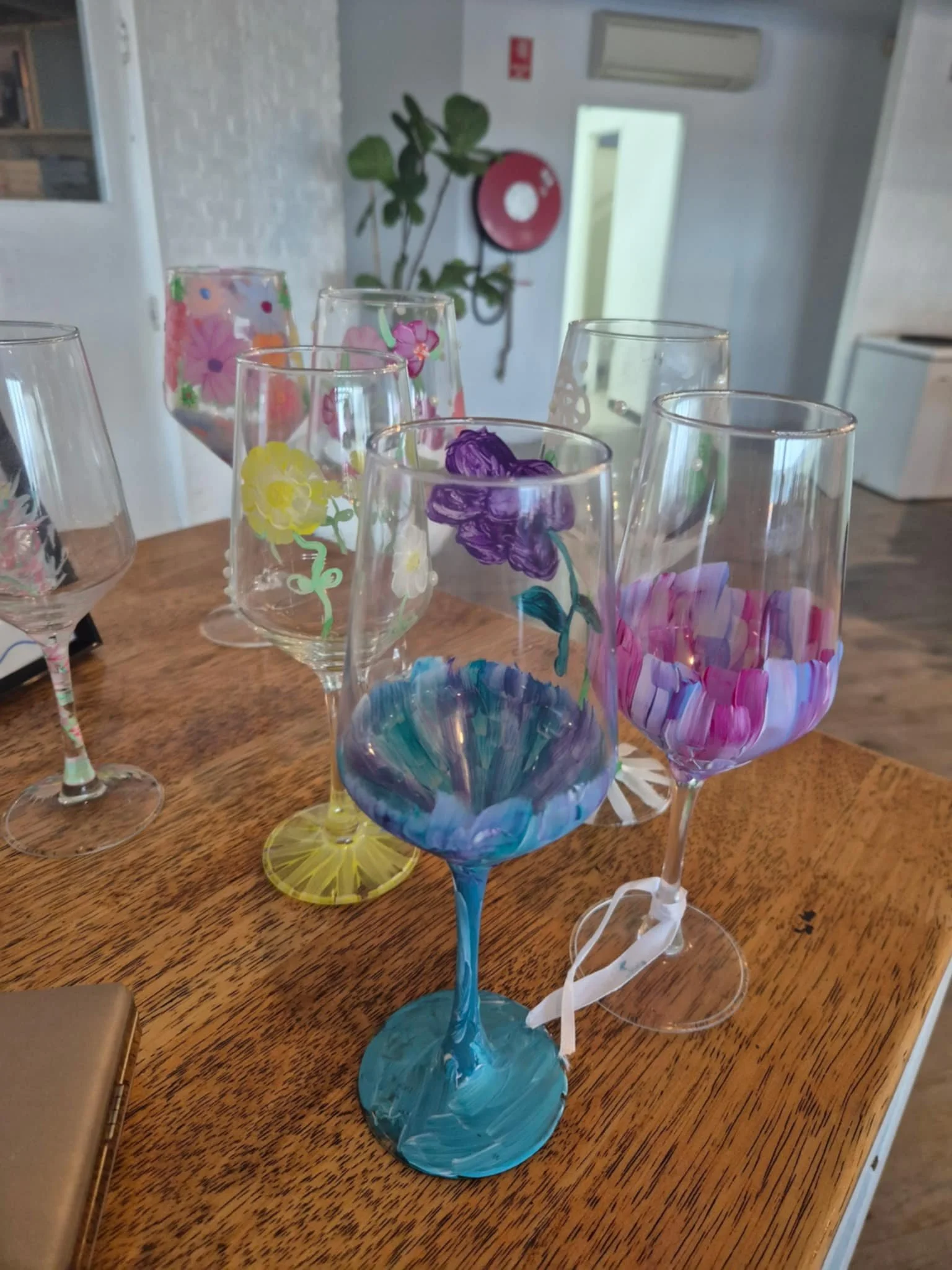 Paint & Sip Hen's Party Townsville