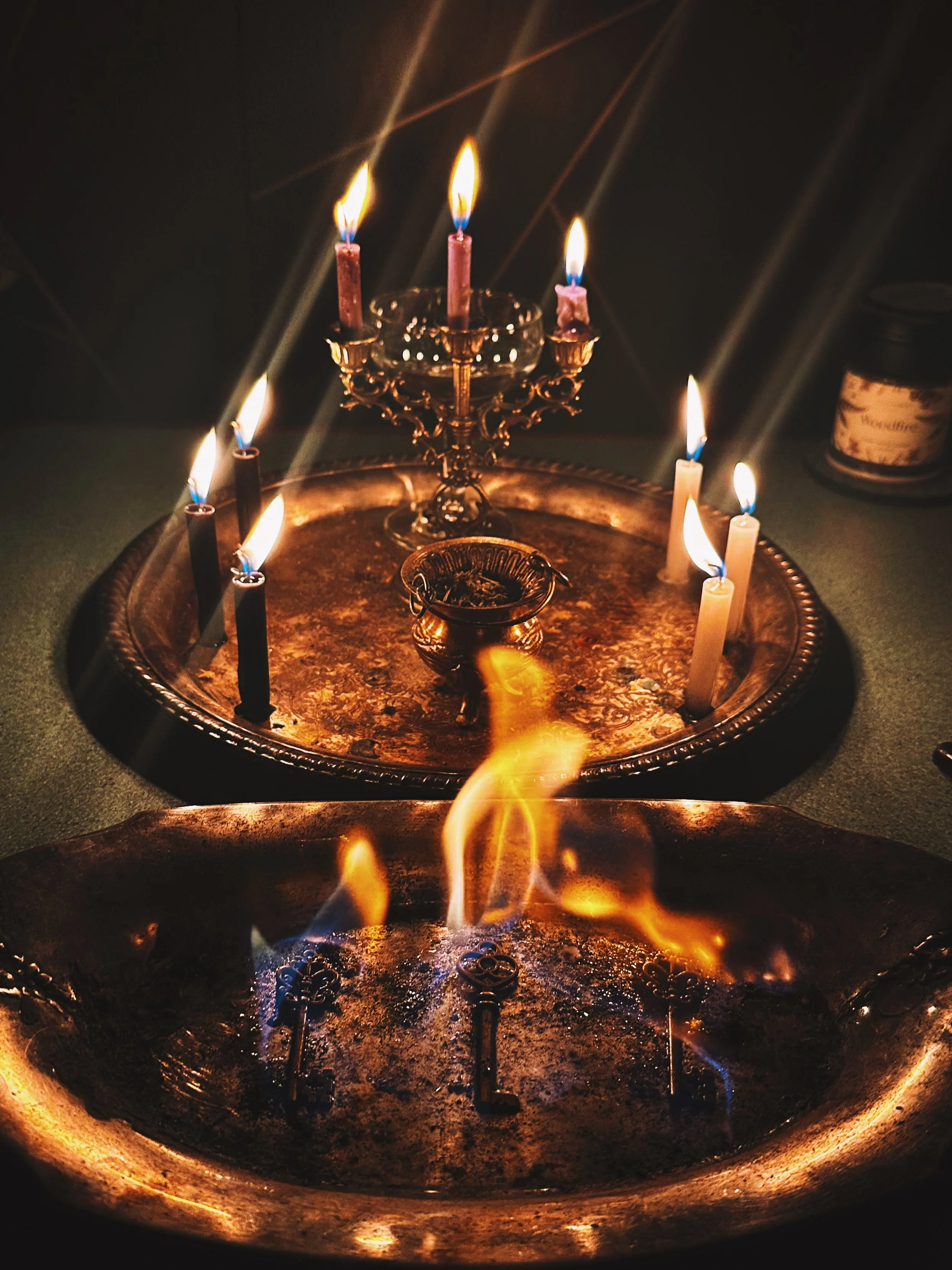 Monthly Magic: Psychic Intuition
