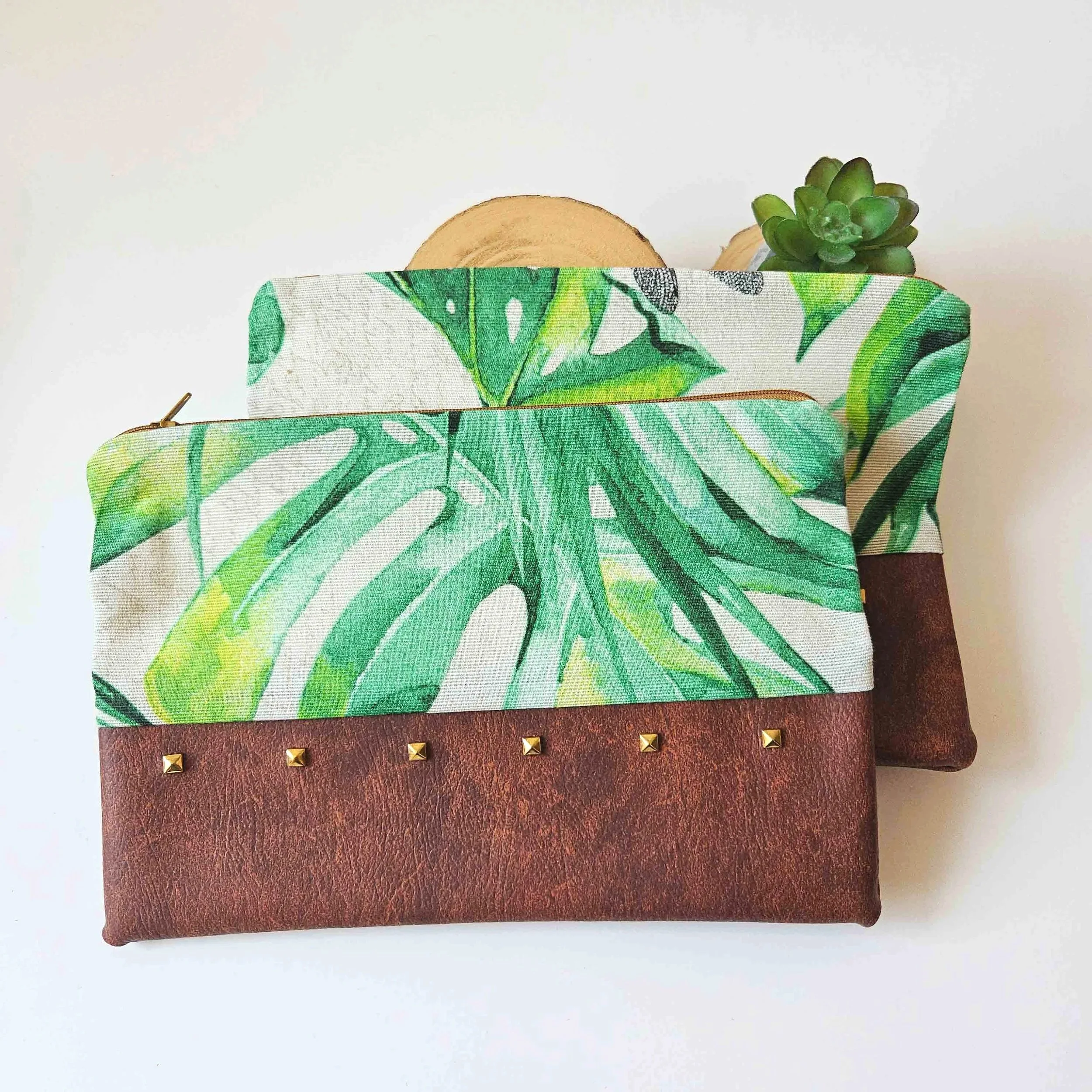 Tropical Pouch