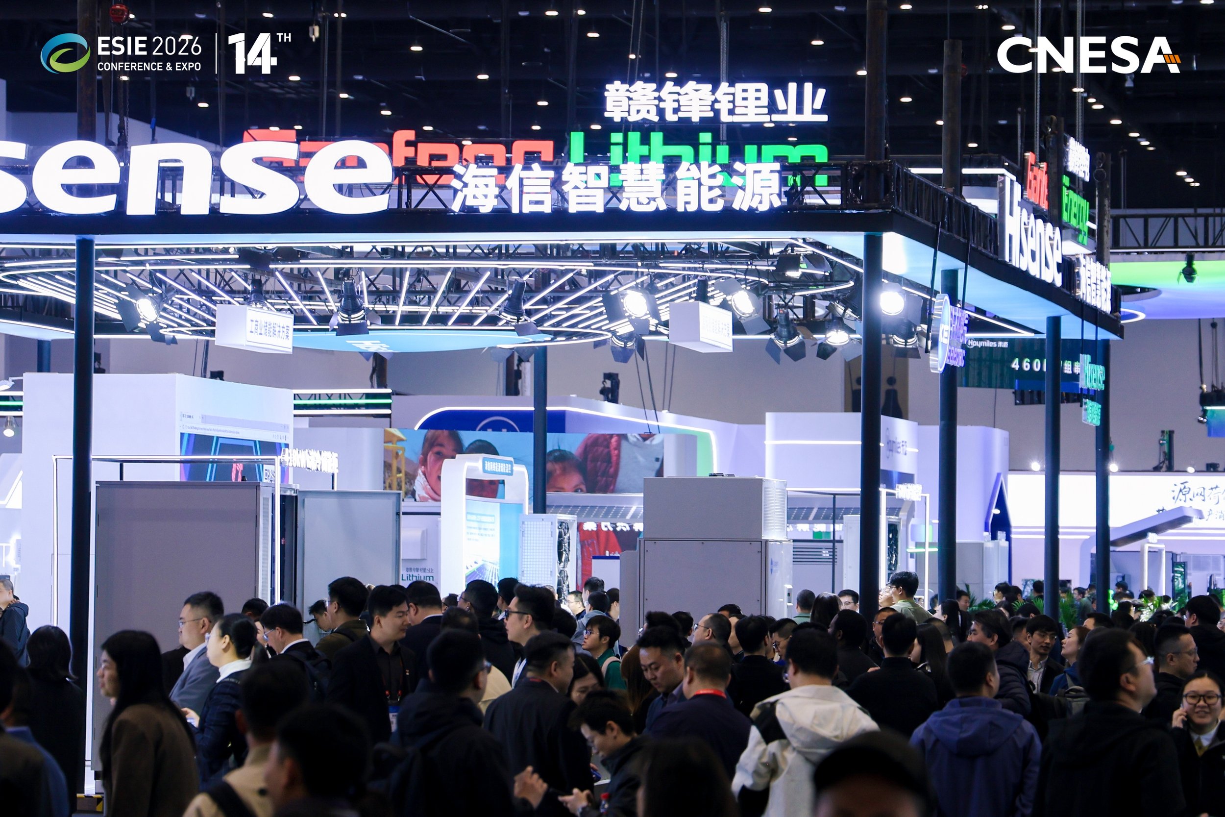 YAN9143.jpg