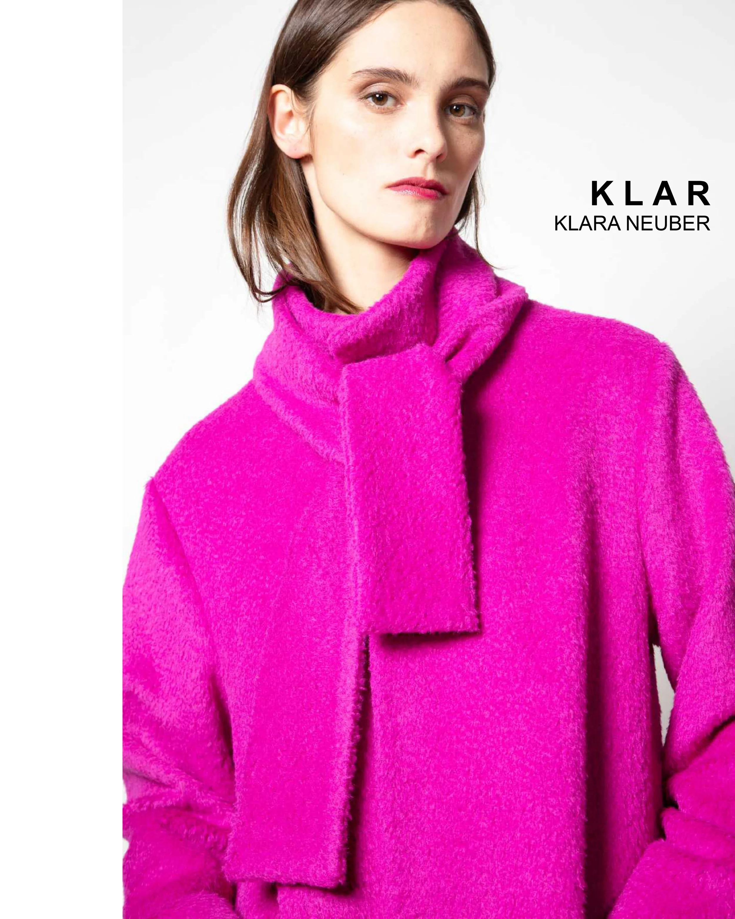@klaraneuber

KLAR - KLARA NEUBER
Ich bin Kleidermacherin und Designerin mit Meisterbrief und habe 2015 mein Modelabel KLAR gegr&uuml;ndet, das ich seither mit viel Leidenschaft gestalte.
Wie der Name bereits verr&auml;t, ist KLAR die Intention hinte