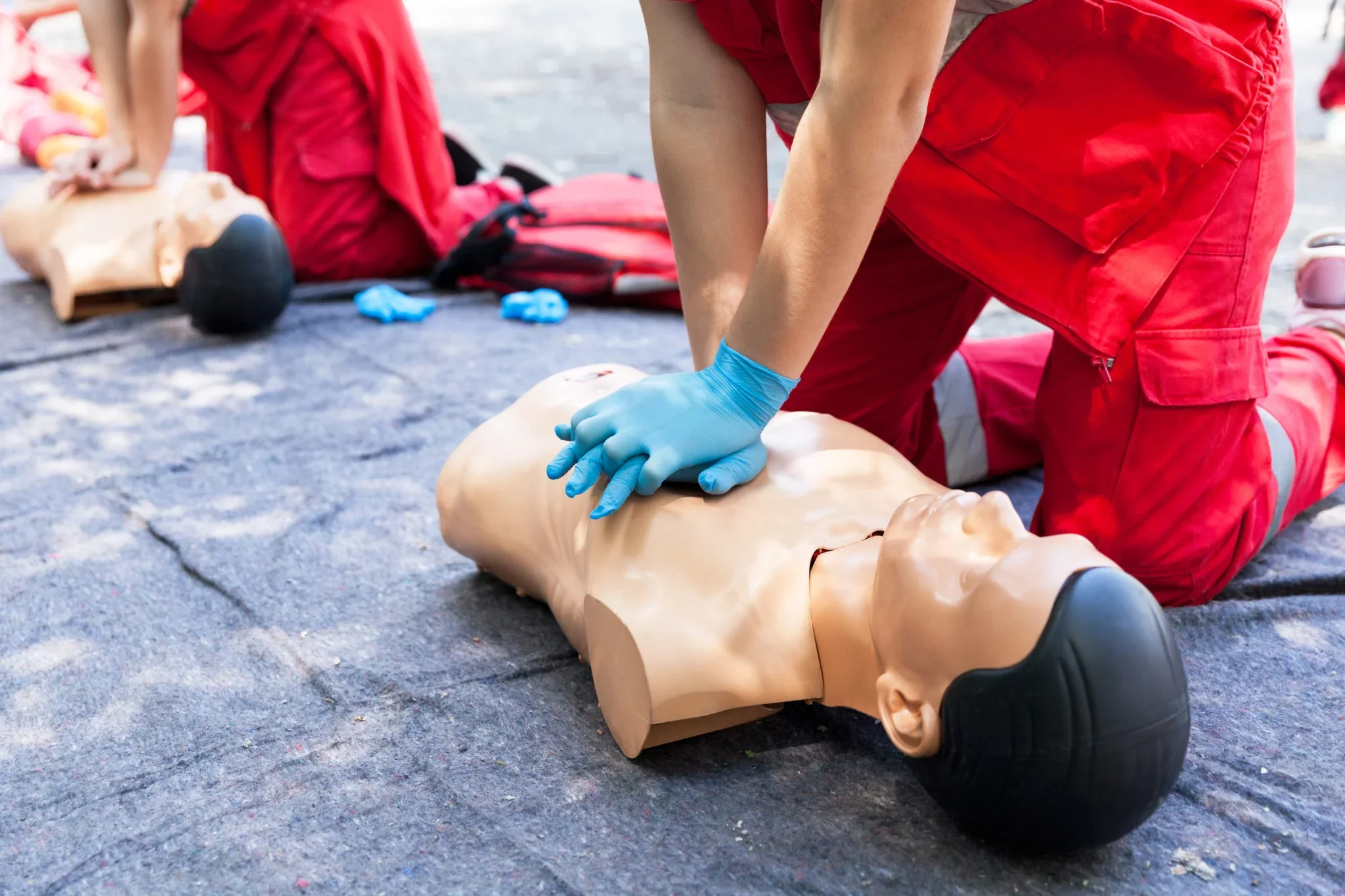 Éduquer aux gestes qui sauvent pour réduire la mortalité due aux arrêts cardiaques