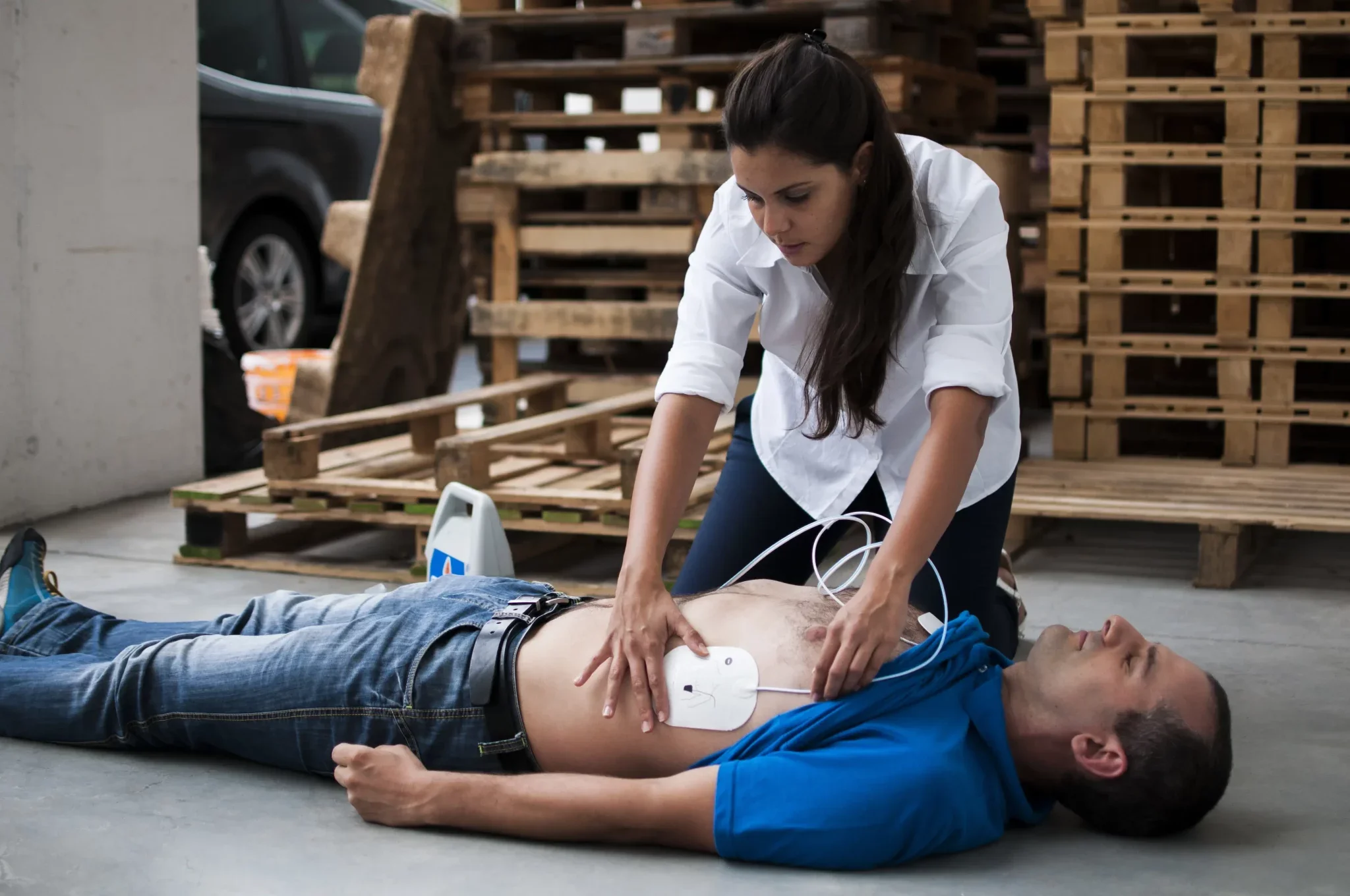 Formation à l’utilisation de défibrillateurs : est-ce obligatoire pour votre entreprise ?
