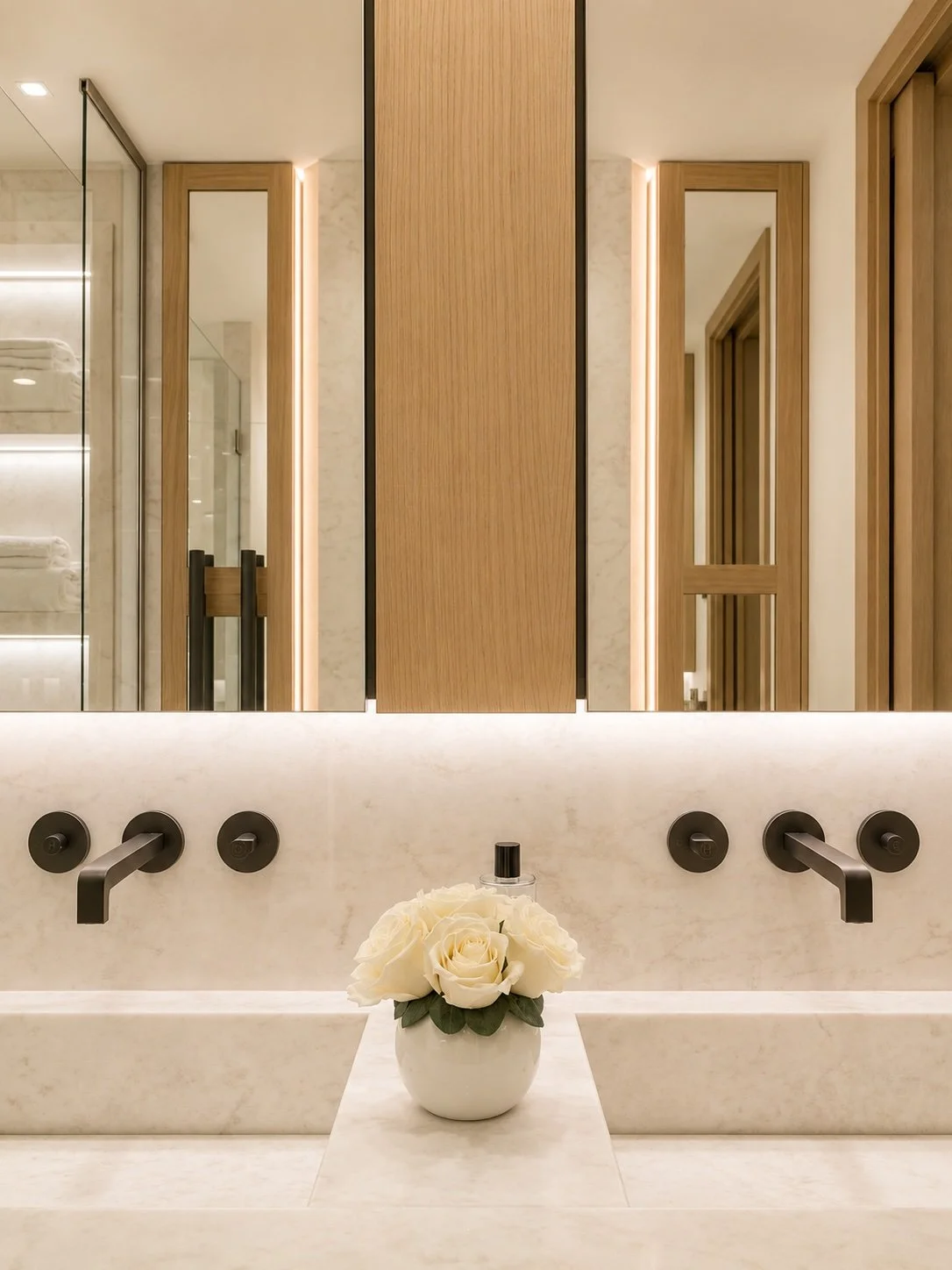 floraliesbathroom.jpg