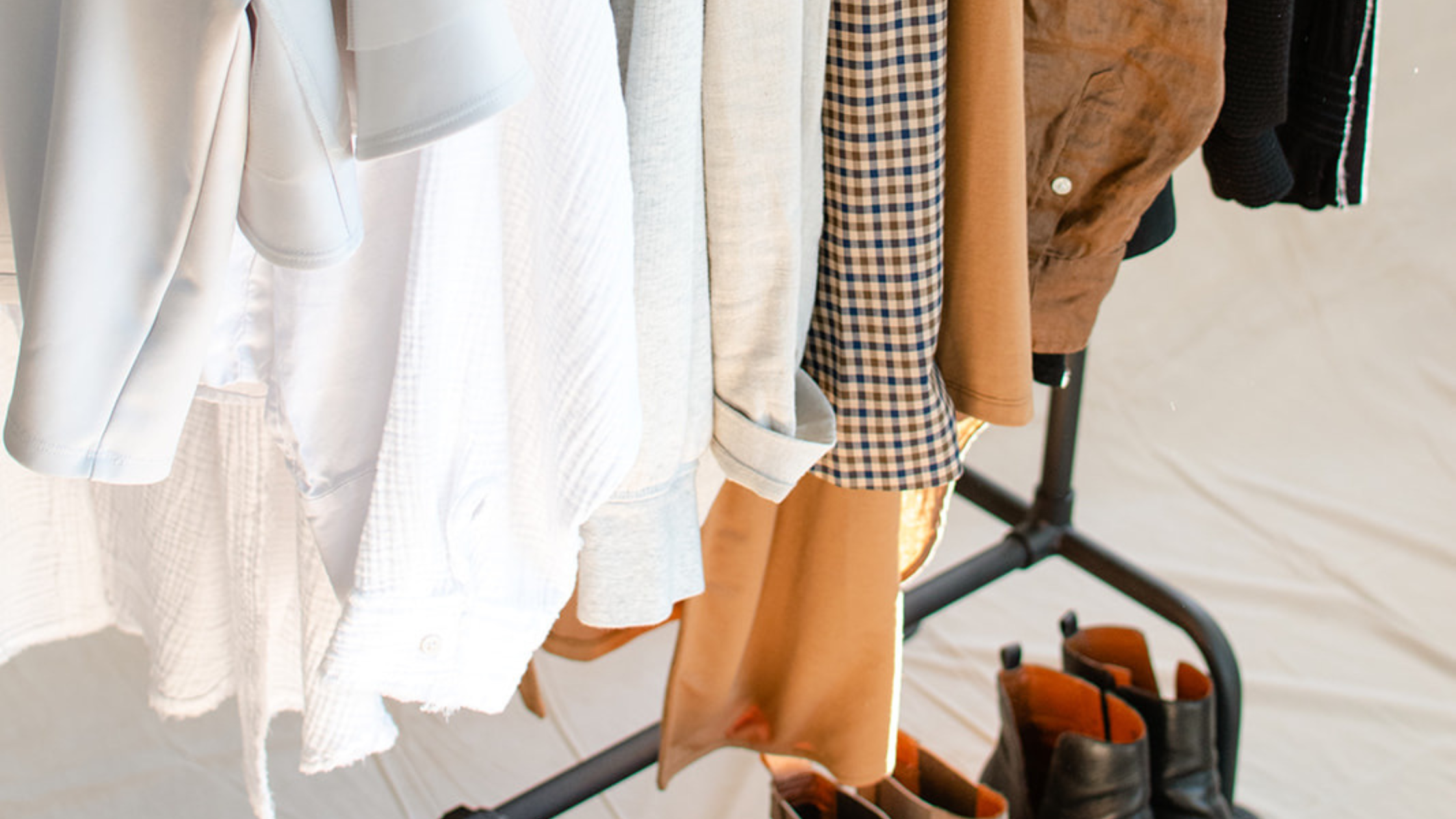 How to Know Which Colours Actually Suit You