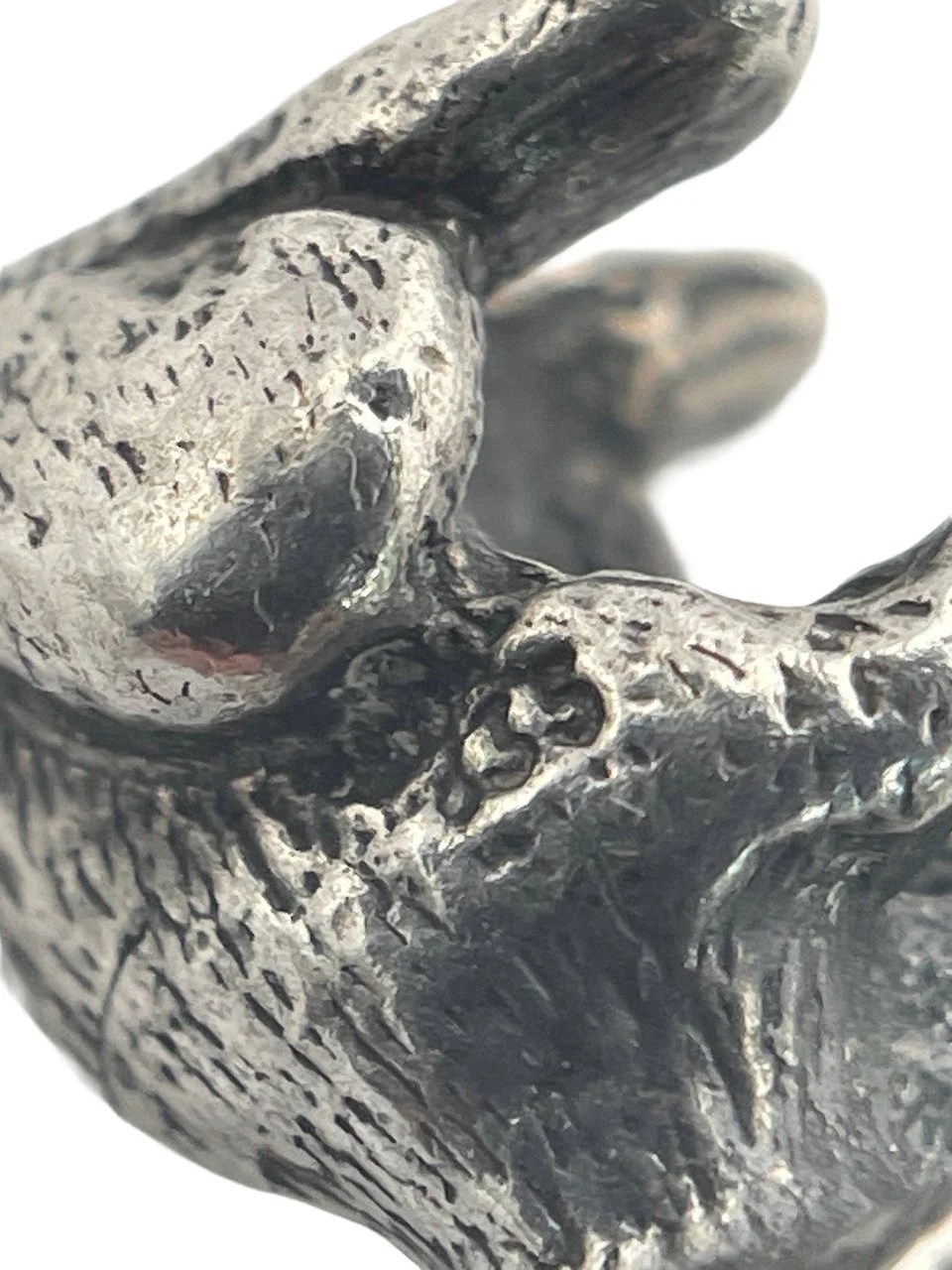georgia-wolfson-vintage-jewellery-silver-hare-pendant-3.jpg