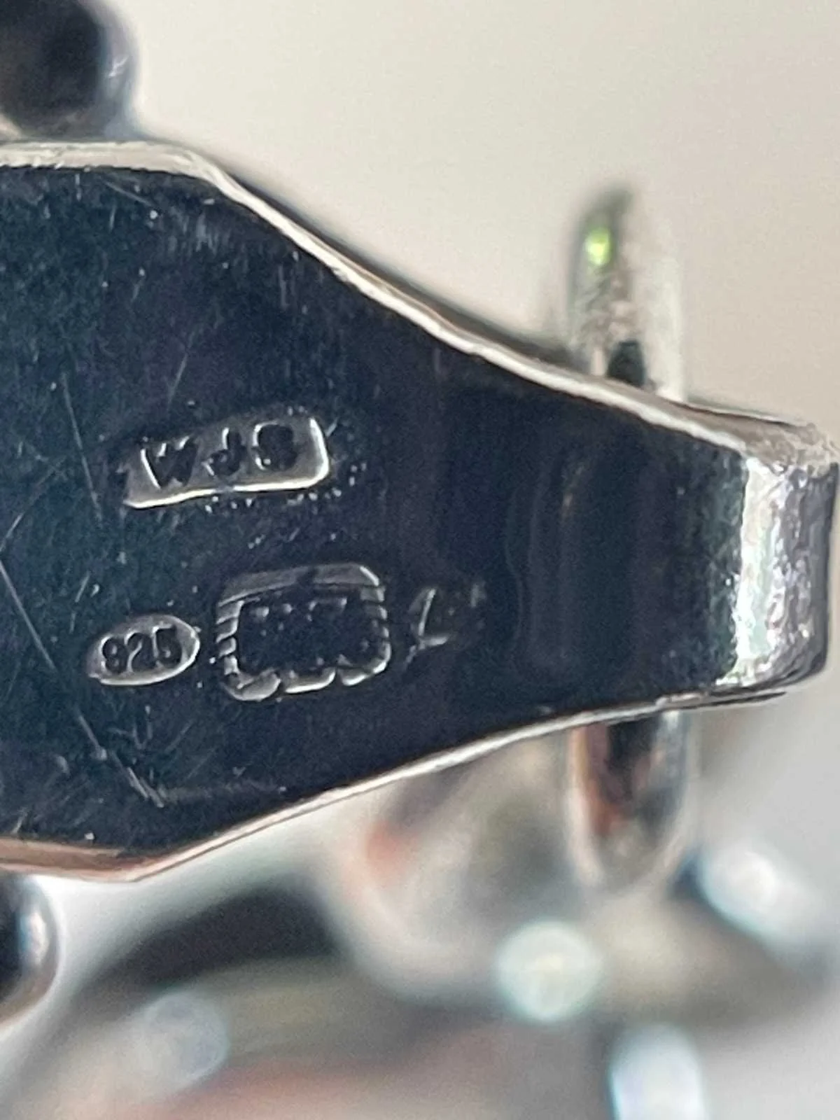 Geometric Silver Bracelet - Vintage Jewellery - Georgia Wolfson 8.jpg
