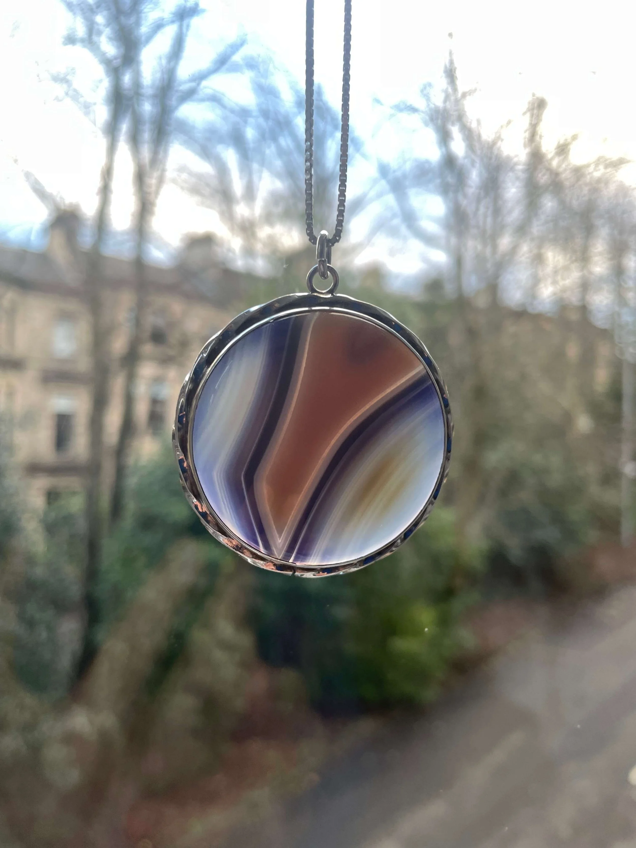 vintage-jewellery-scottish-sterling-silver-blue-agate-pendant-7.jpeg