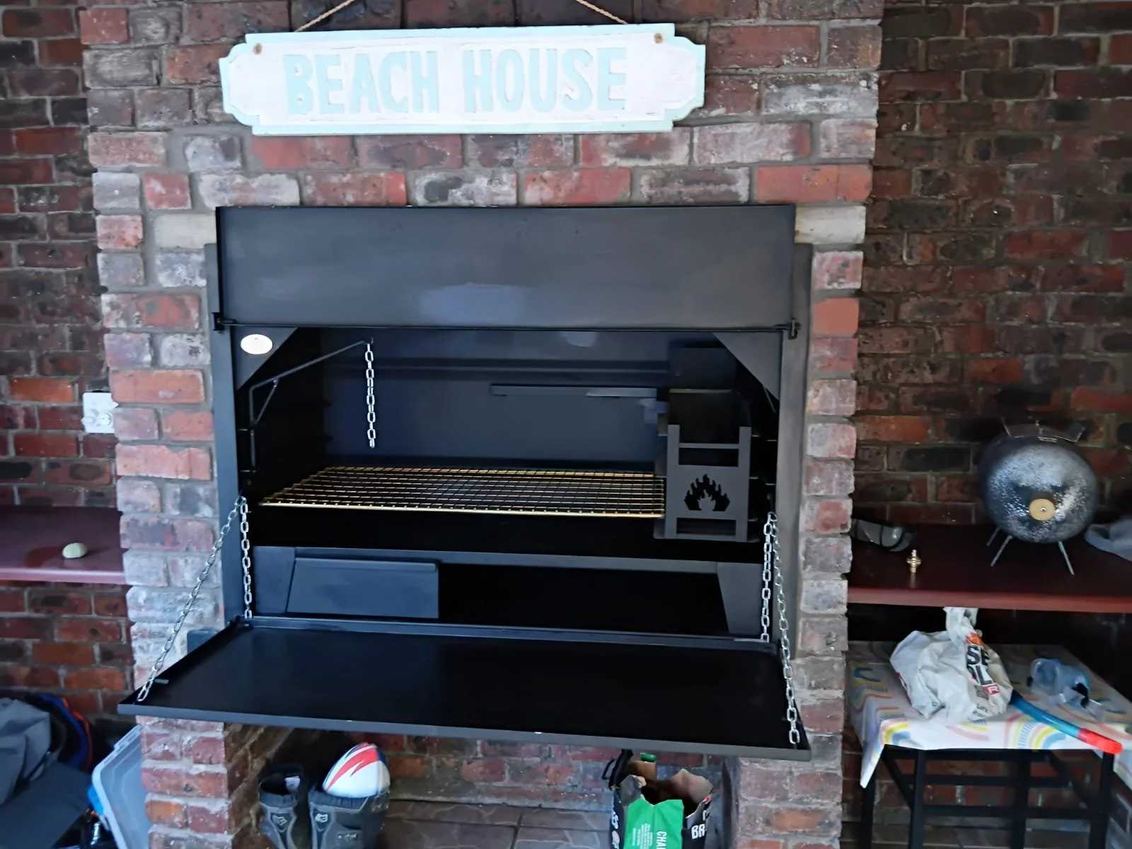 built-in braai.jpg