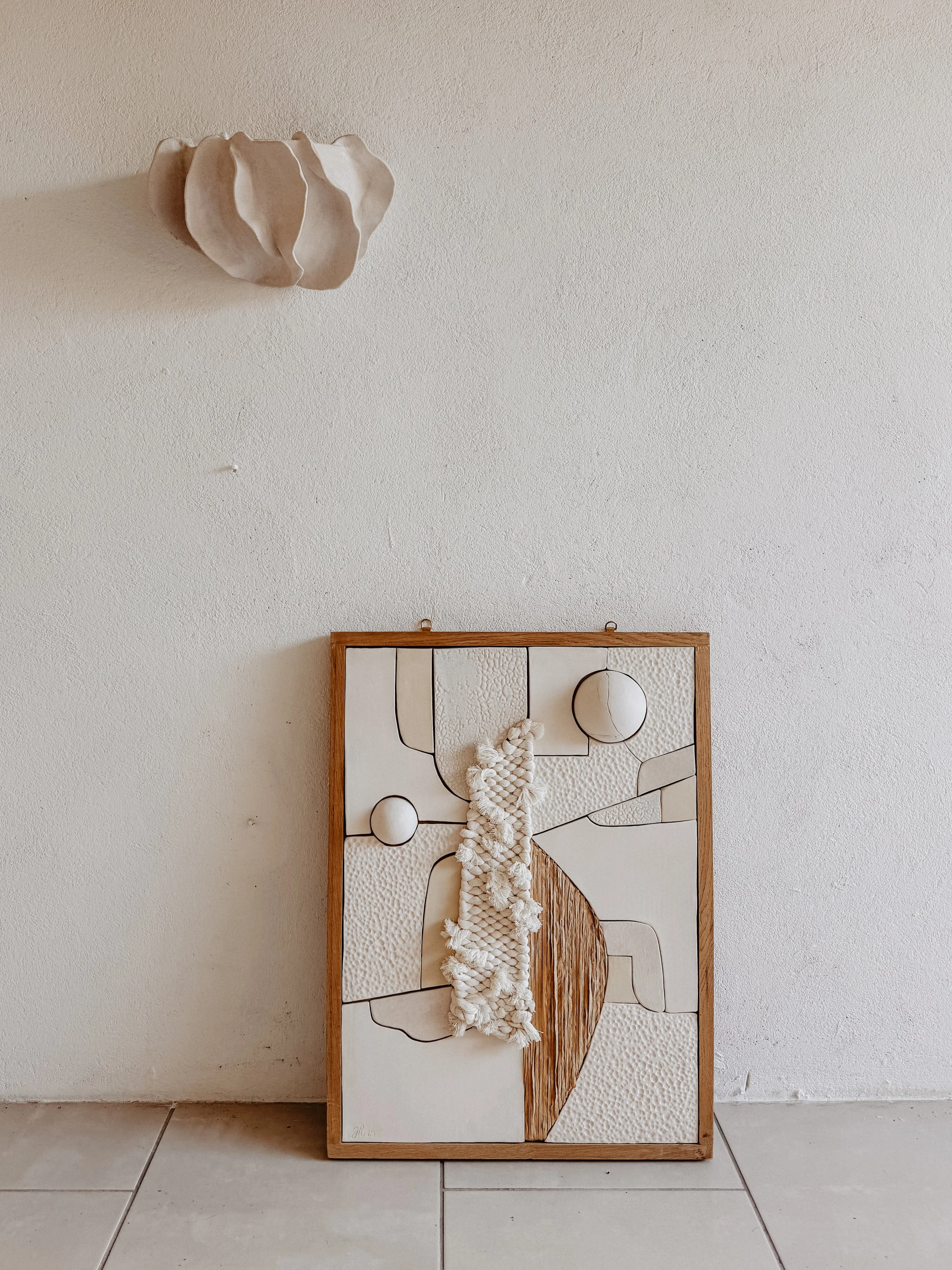 Tableau architectural bas-relief céramique