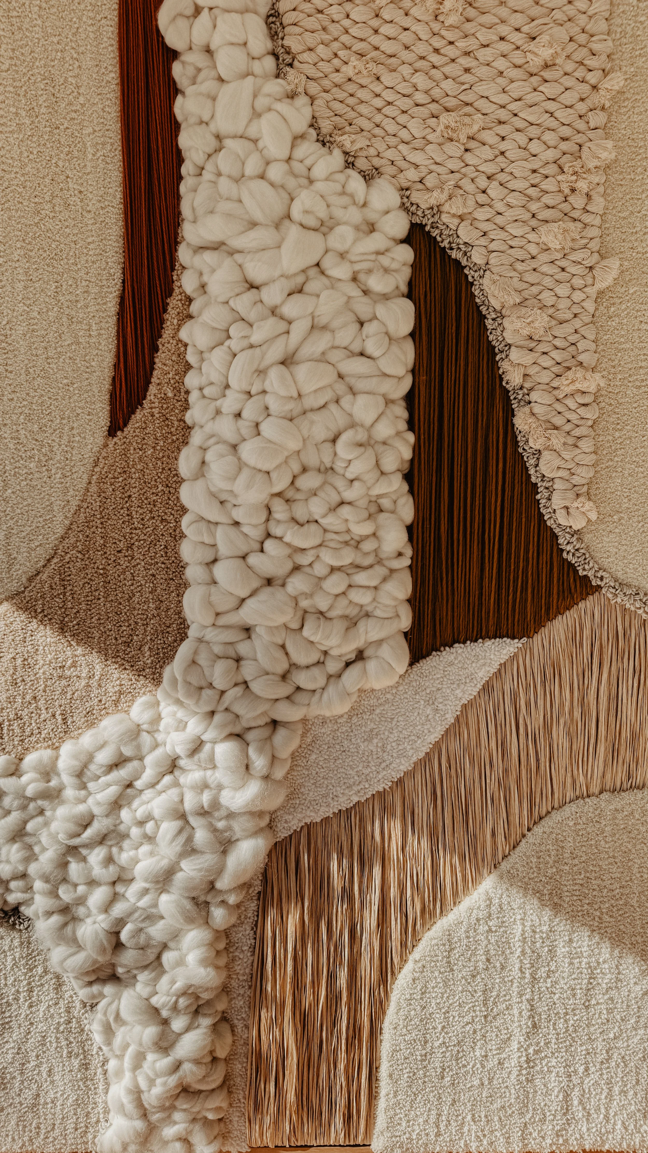 Œuvre murale textile contemporaine de Julie Robert