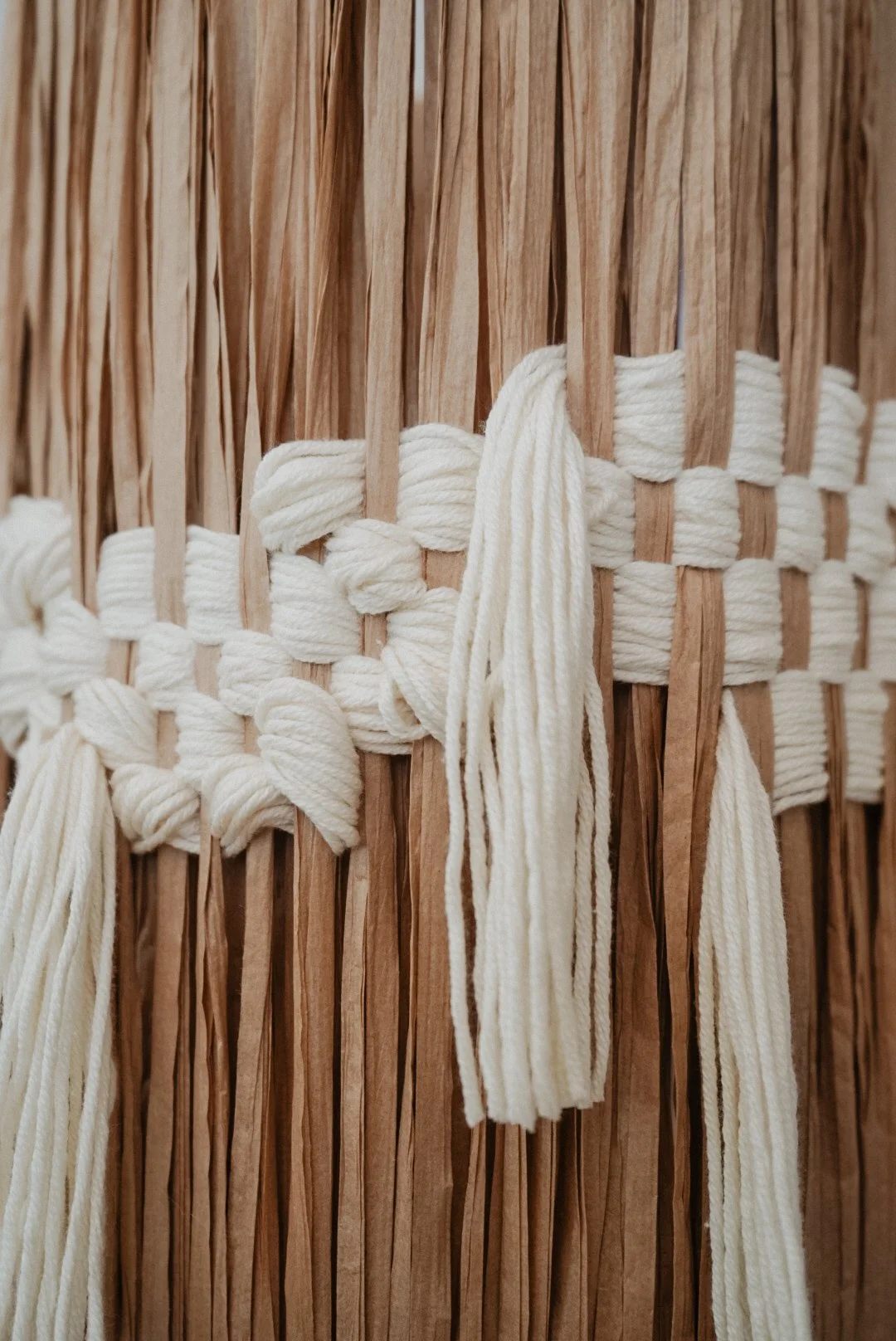 Détail tissage coton et raphia