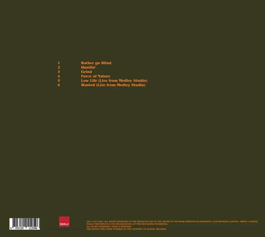 Soleima_back-cover_900x.webp