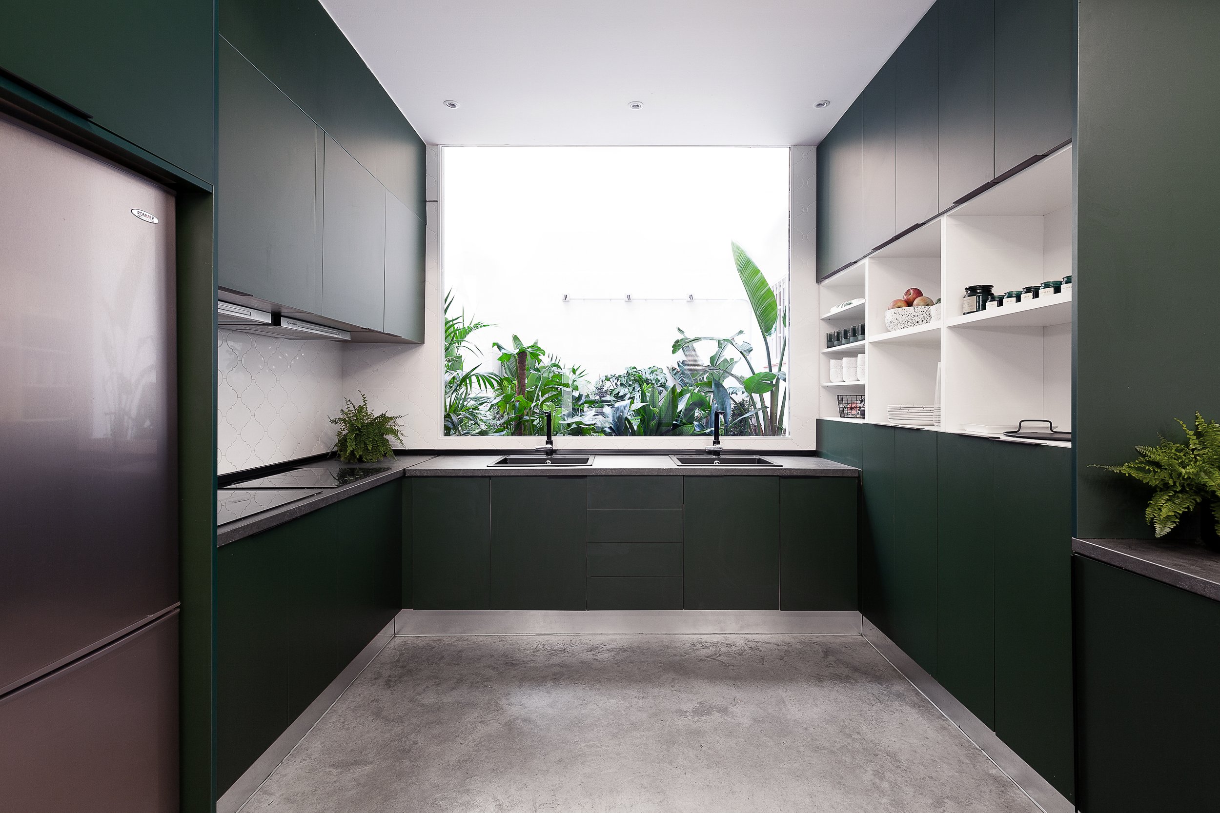 2060_Hostel_Madrid_ Kitchen_Wanna.jpg