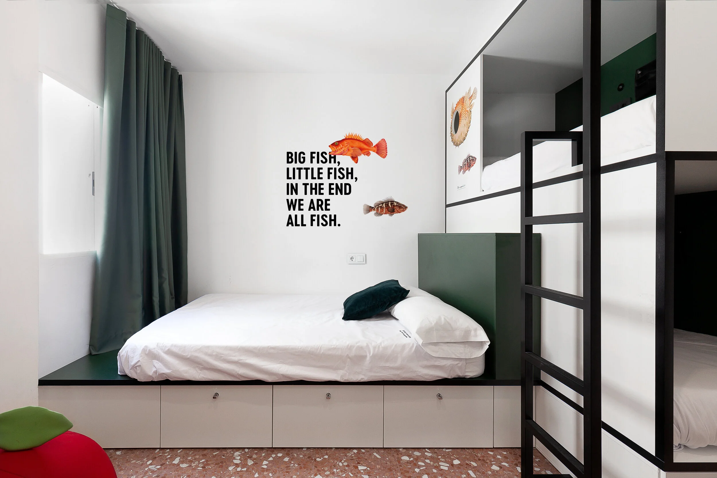 2060_Hostel_Madrid_ Family_Bedroom_Wanna.jpg