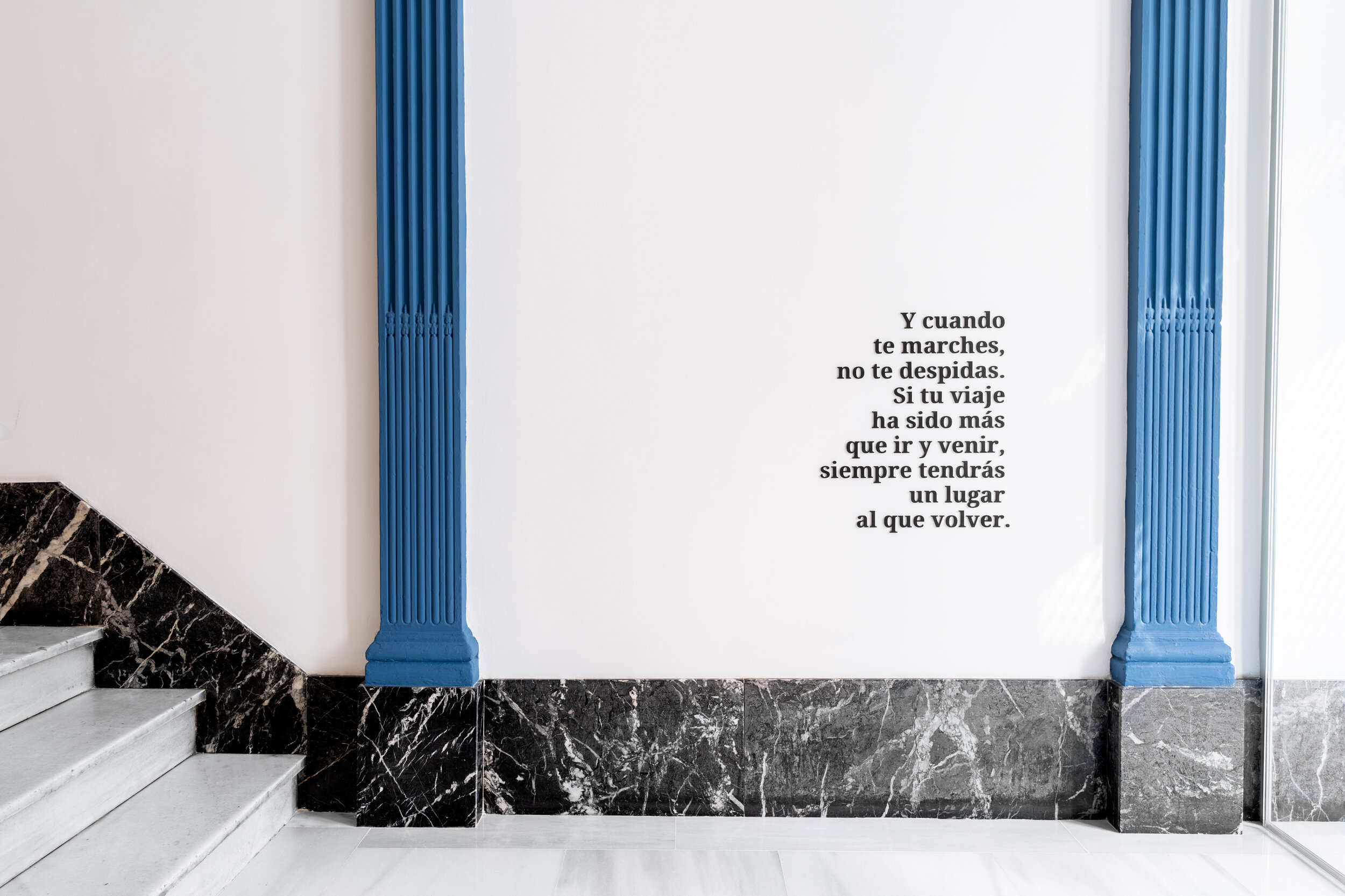 Hotel Bienvenir 4 stars Madrid Entance signage