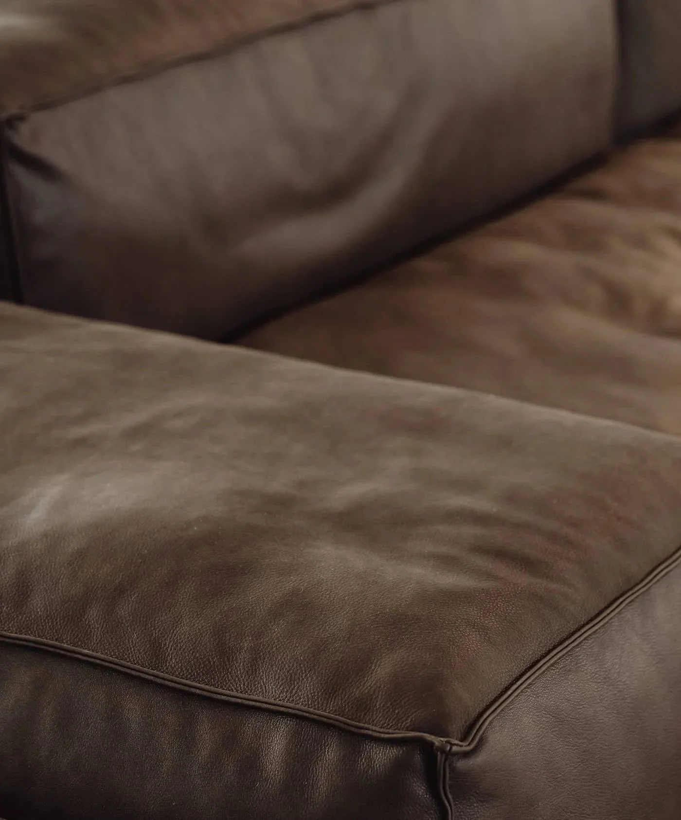 Schokobraunes Ledersofa
