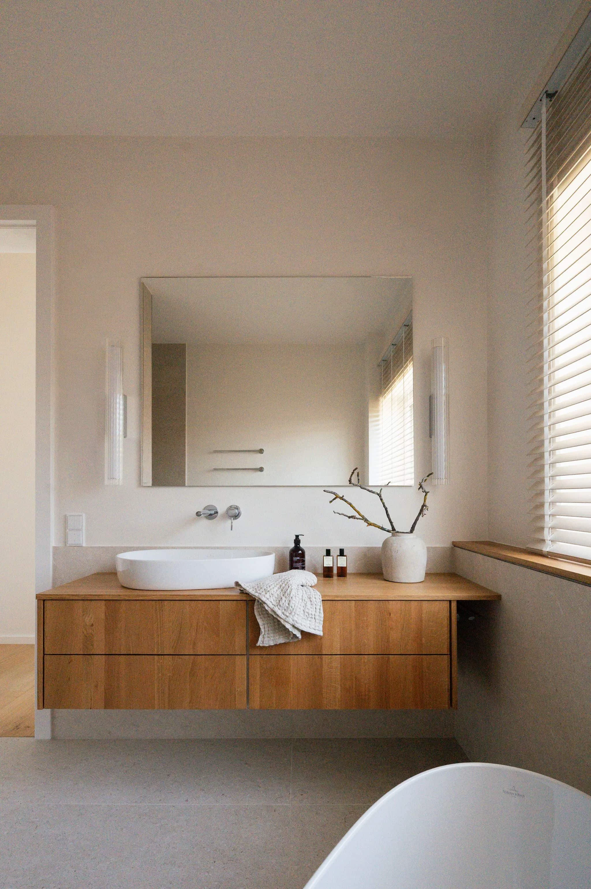 privathaus-sinzheim-badezimmer-waschtisch-01@photography-simone-sohl.jpg
