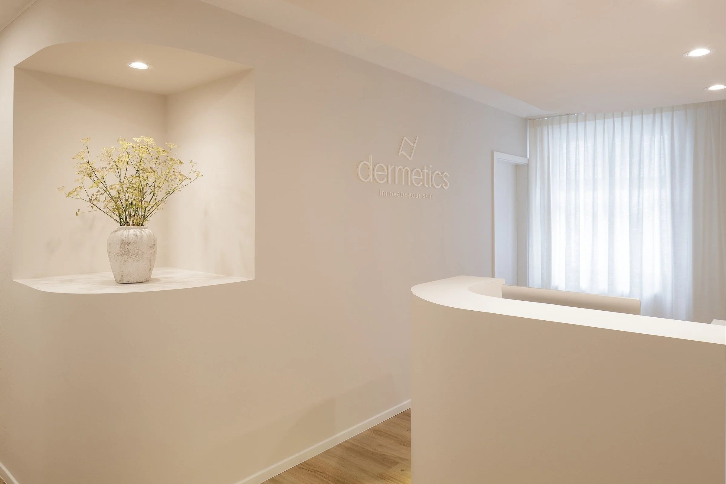 kosmetikstudio-lb-dermetics-herborn-empfang-02.jpg