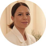 Portrait Leny Büttner von LB Dermetics