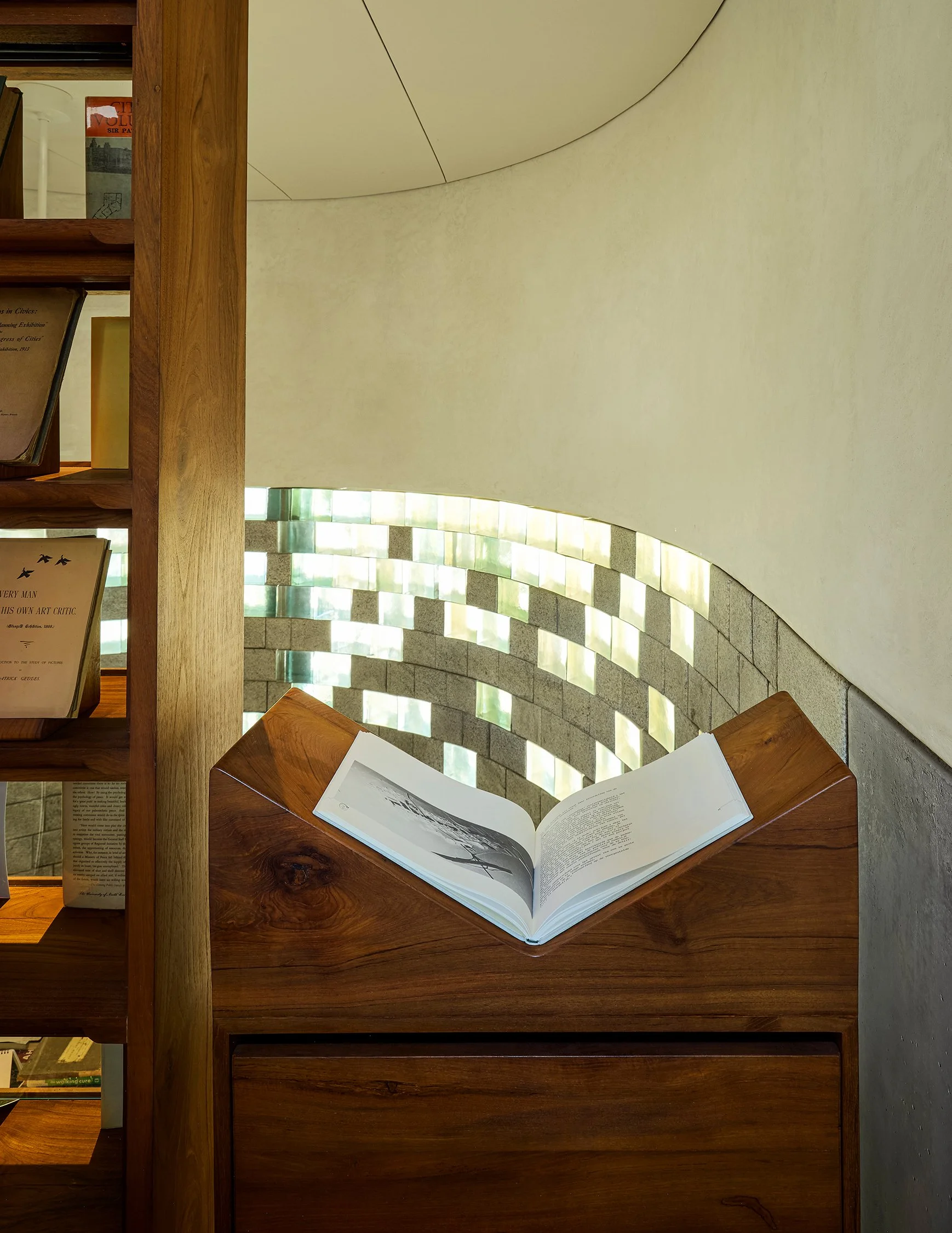 UIL_LibraryDetail1_crop.jpg