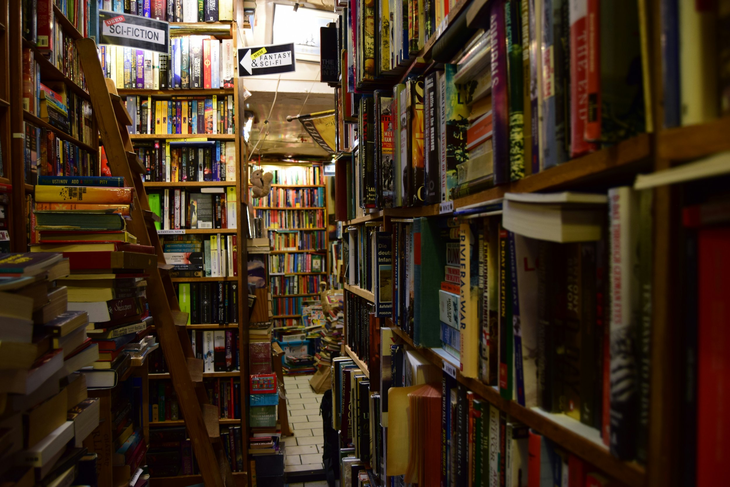 Read more sustainably - Independent bookshops