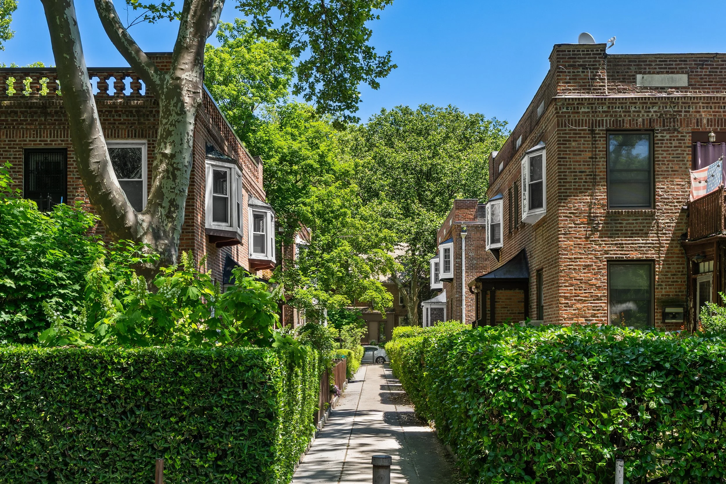 Explore Washington Court 