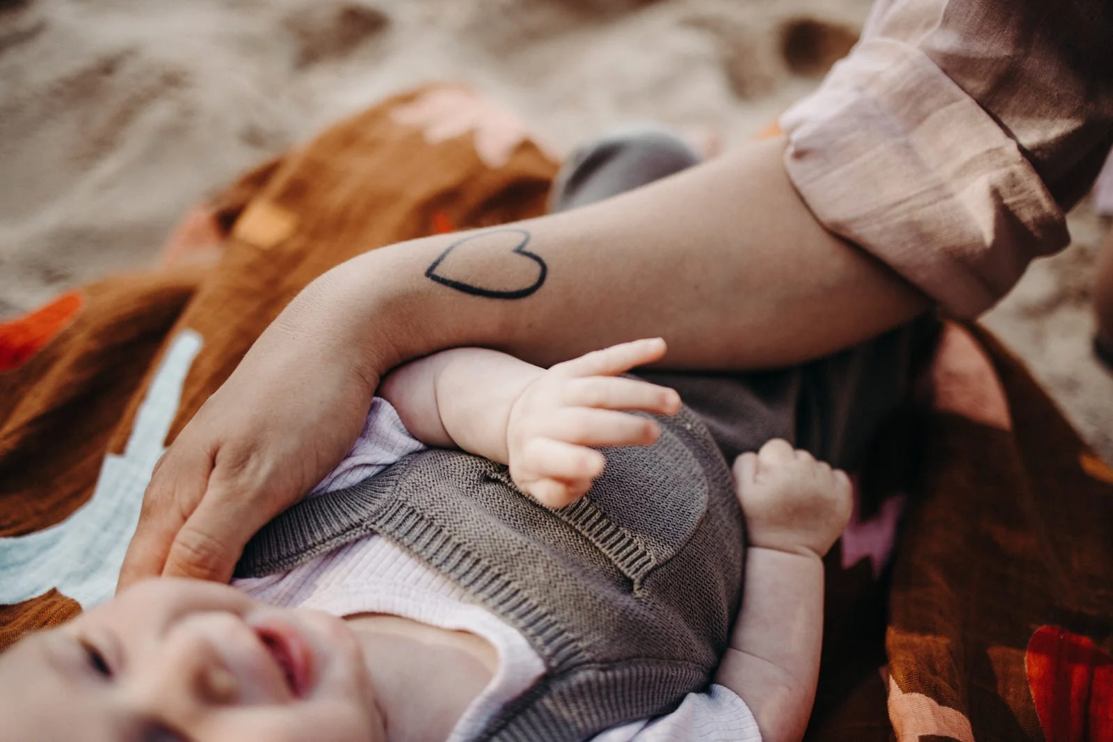candid-beach-family-photos-036.JPG
