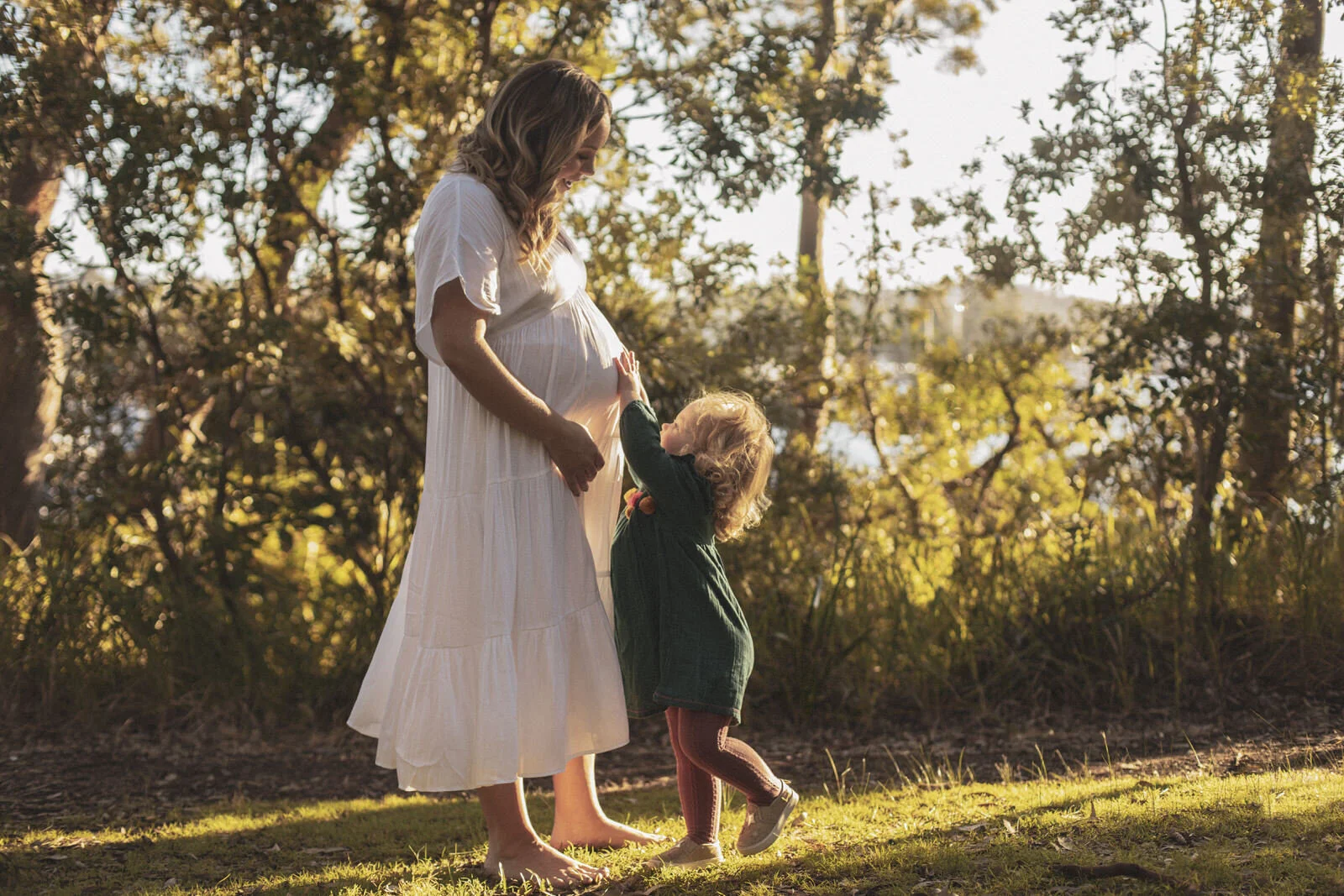 Sydney_Maternity_shoot_siblings_little_manly_photography.jpg