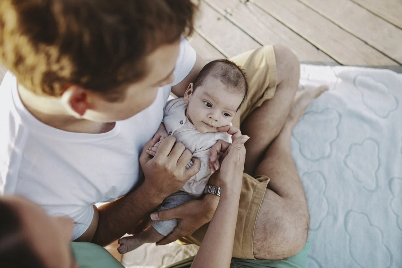outdoor-newborn-photoshoot-balmoral-beach-031.jpg