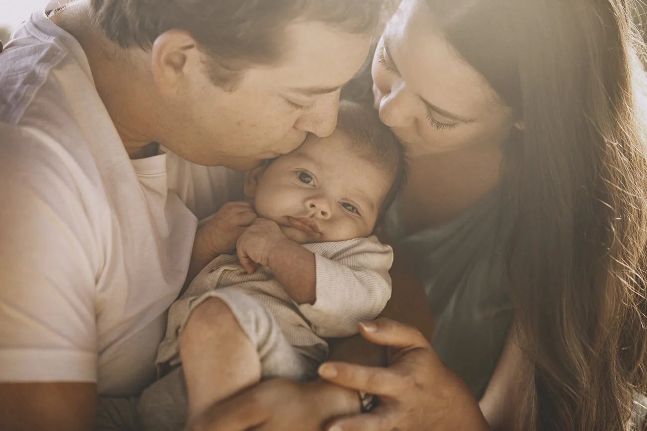 outdoor-newborn-photoshoot-balmoral-beach-067.jpg