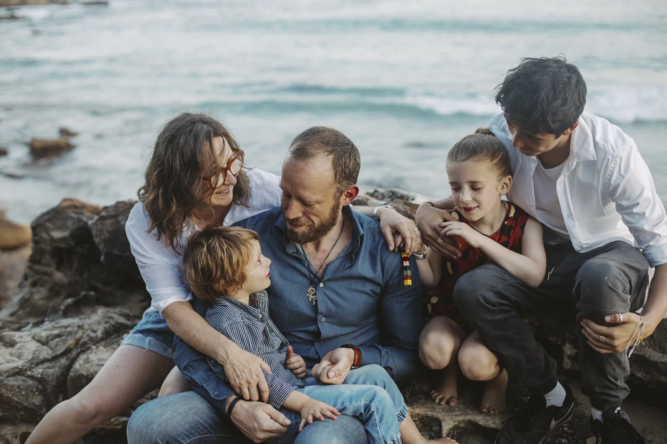 Family portrait photographer in northern beaches sydney