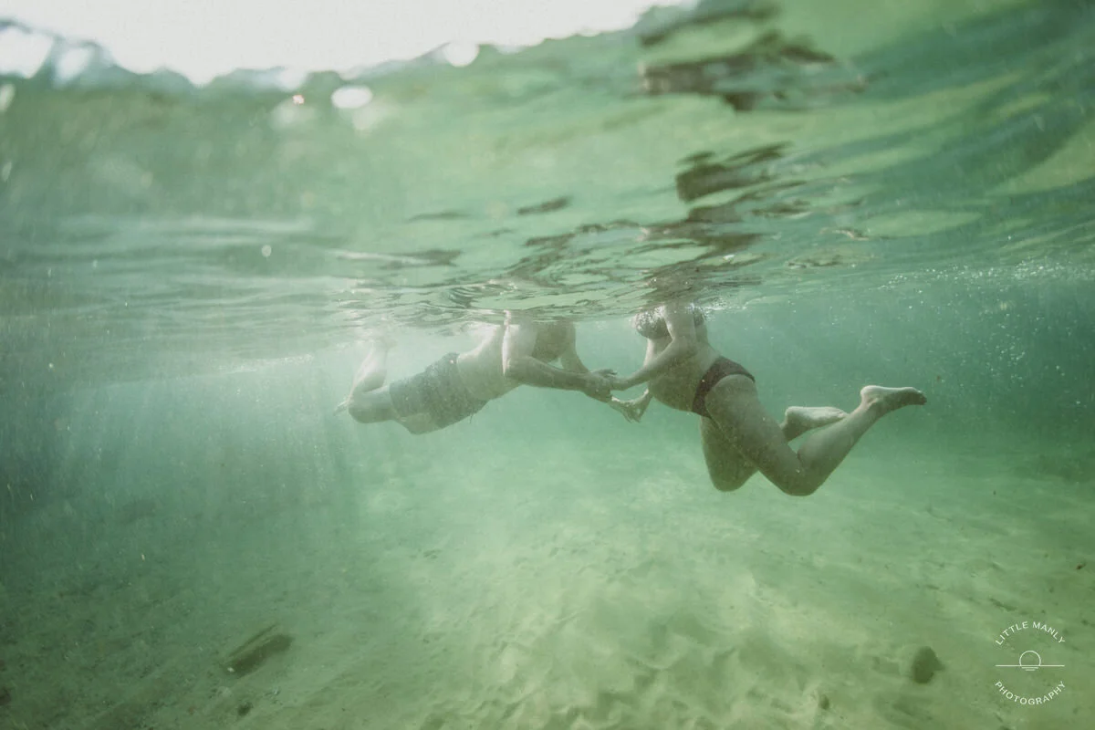 underwater-maternity-sydney-pregnancy-photoshoot-015.jpg