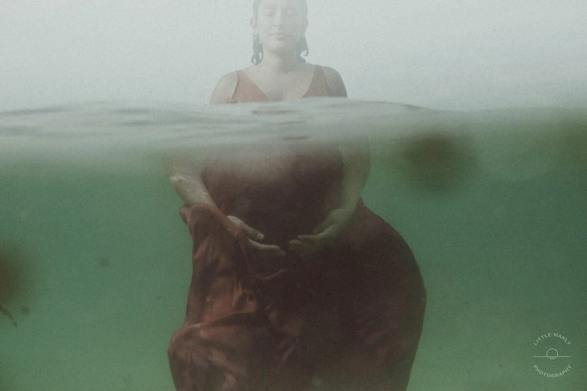 underwater-maternity-sydney-pregnancy-photoshoot-007.jpg