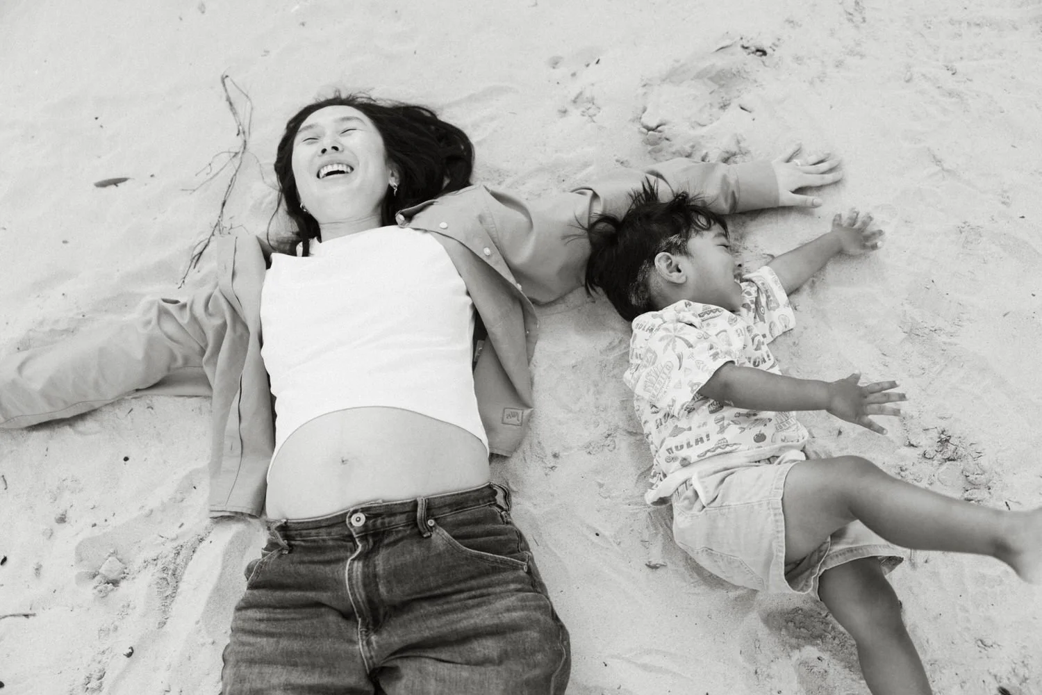 Before Three Becomes Four: A Maternity Photoshoot with a Toddler