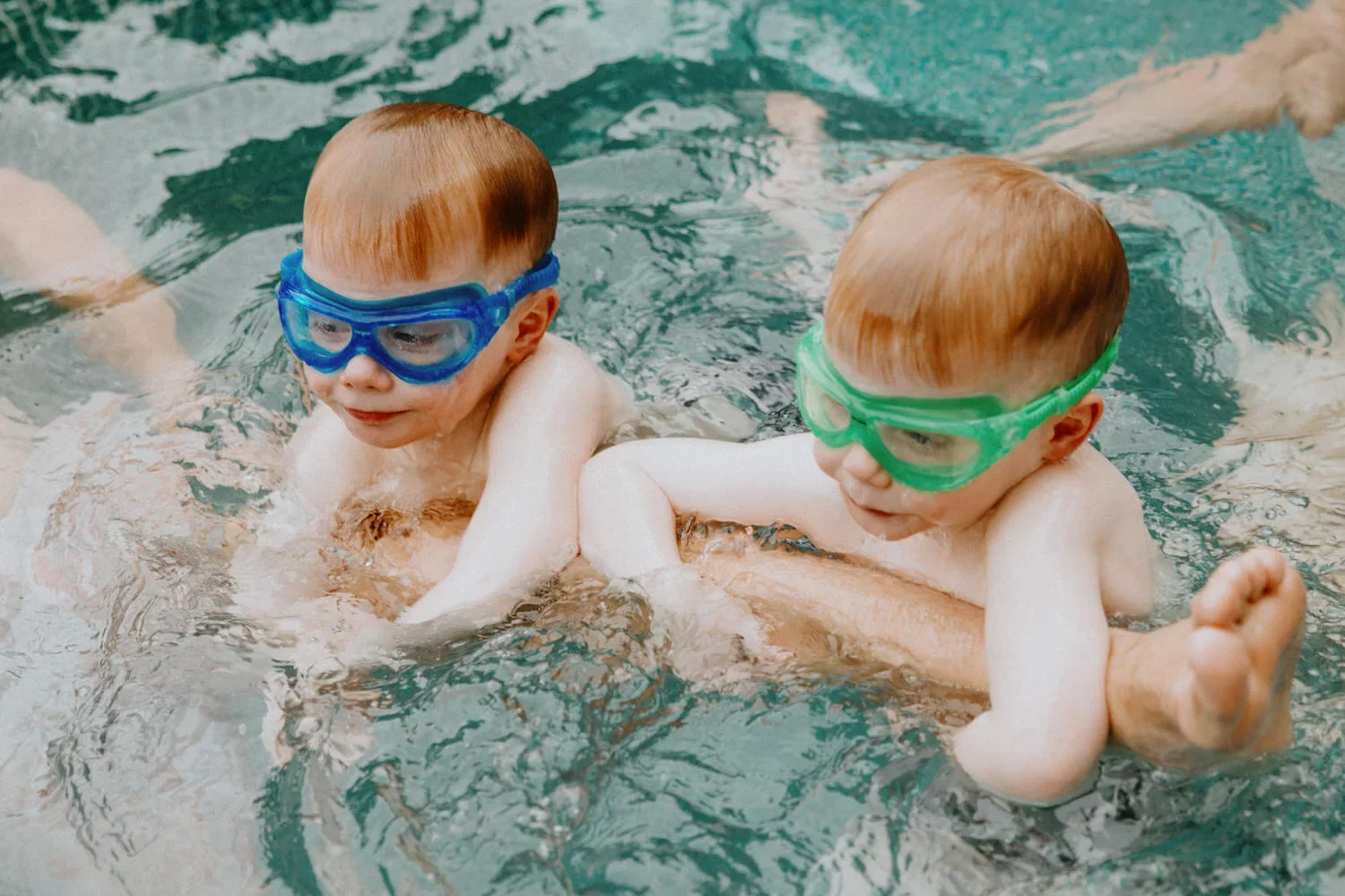 20-little-manly-children-swimming-goggles.webp