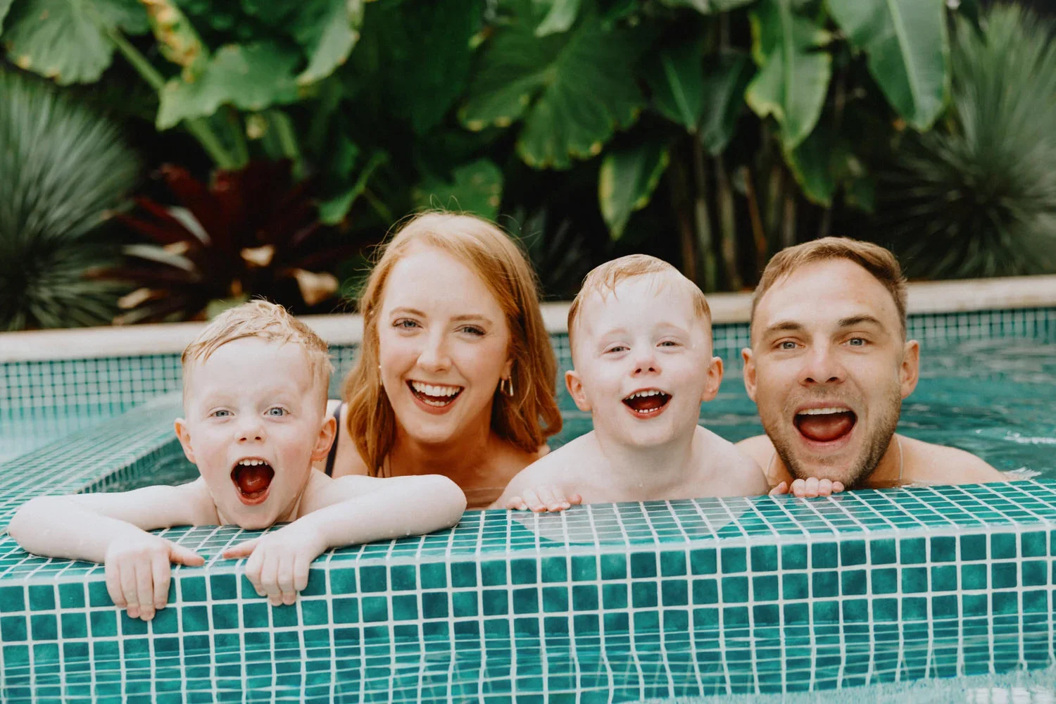 03-little-manly-family-pool-play.webp