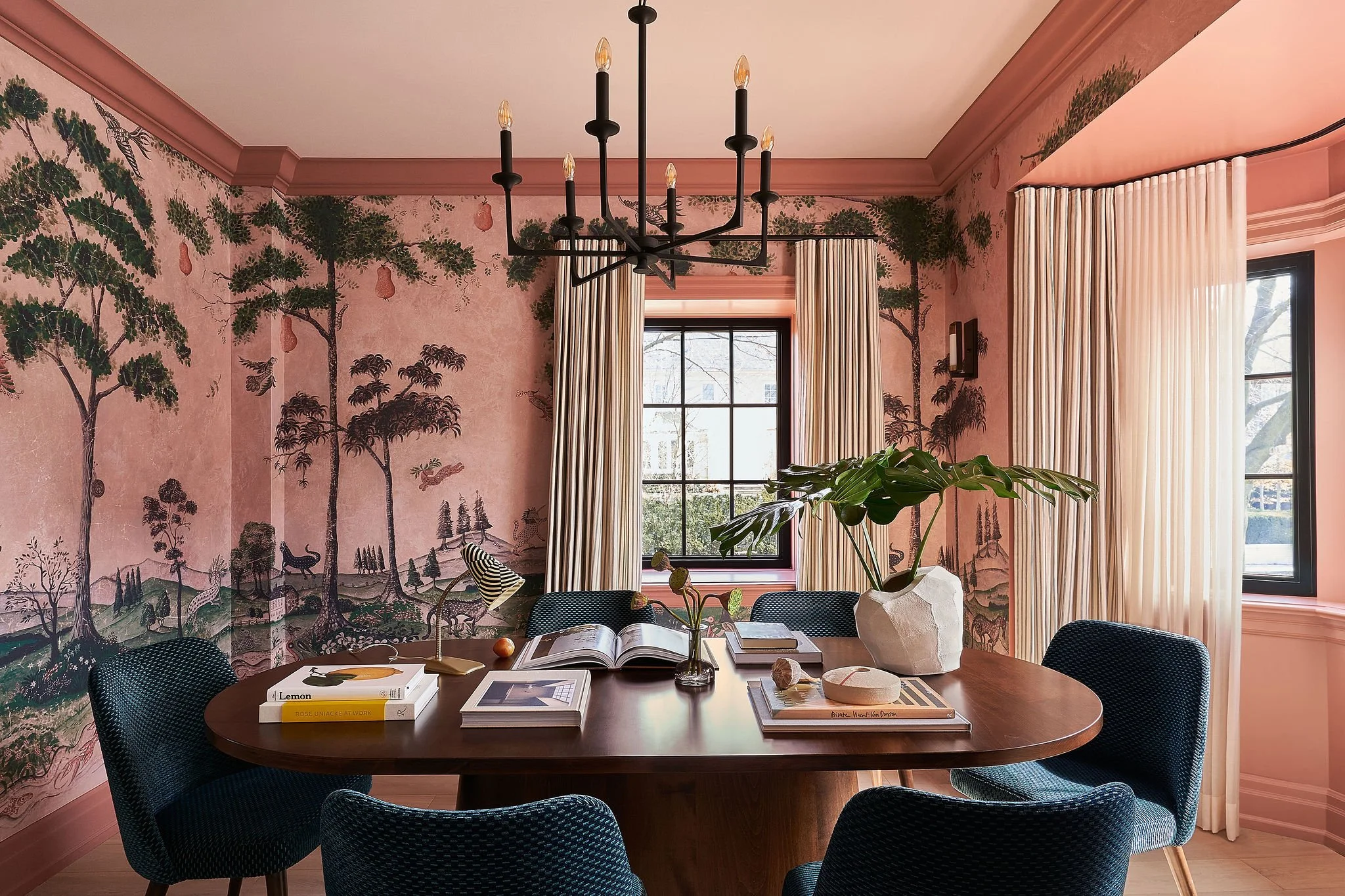KeeleyMcCleary-hillcrest-dinining-room-lamp.jpg