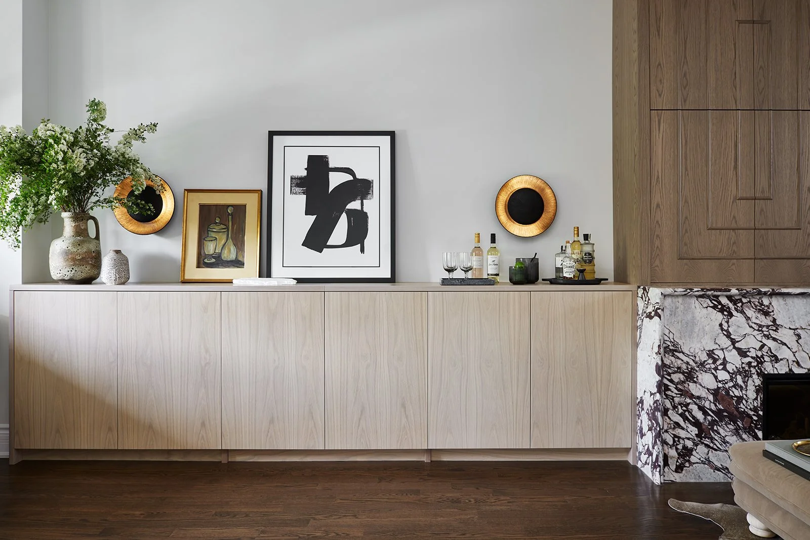 KeeleyMcCleary-Dufferingrove-reading-nook-sconce.jpg