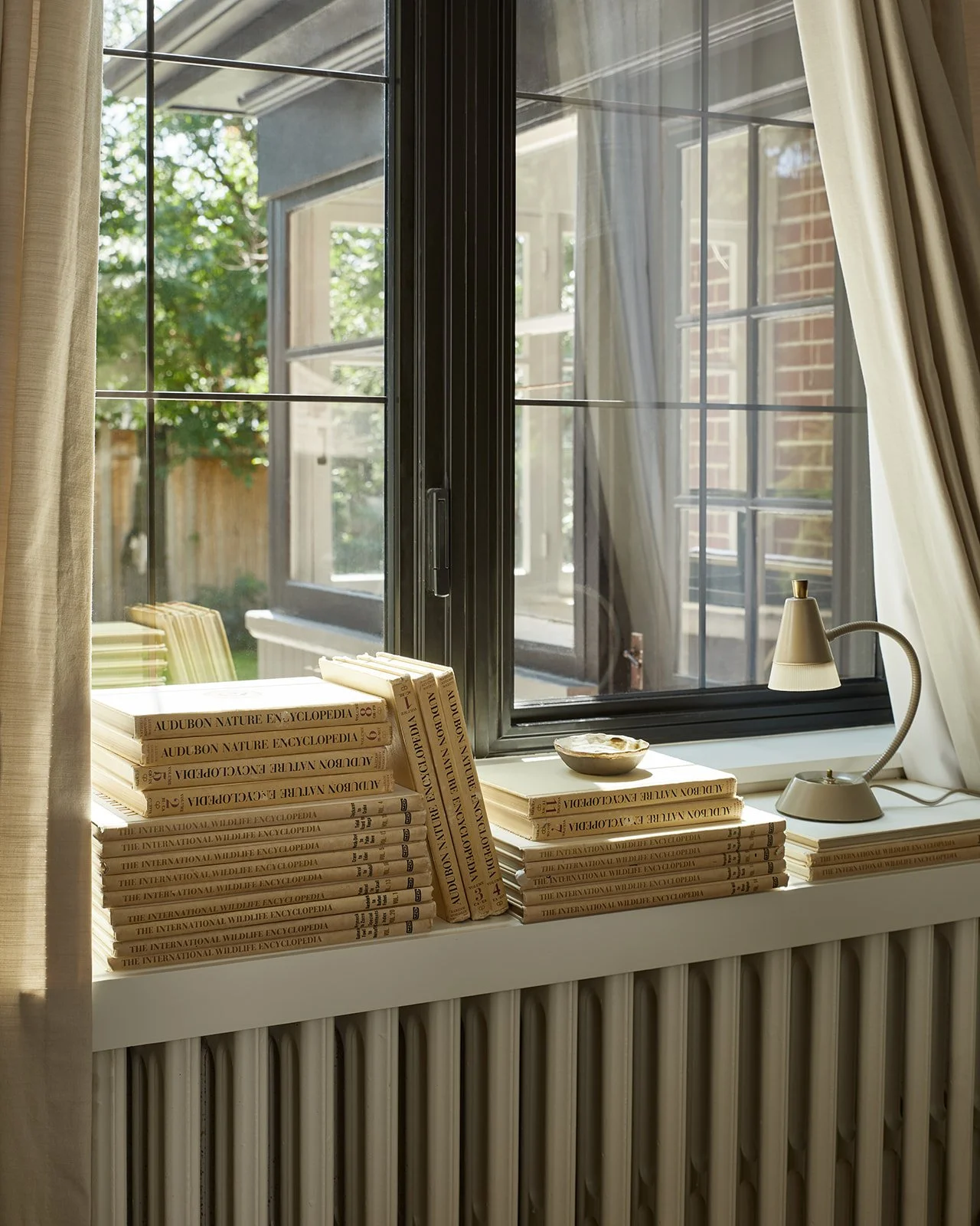 KeeleyMcCleary-RoyalYork-livingroom-window-drapery.jpg