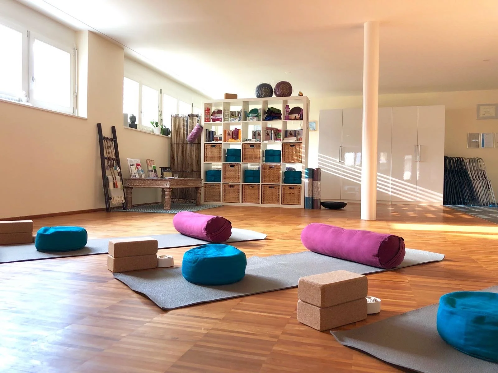 Claire+Dalloz+Yoga.jpeg