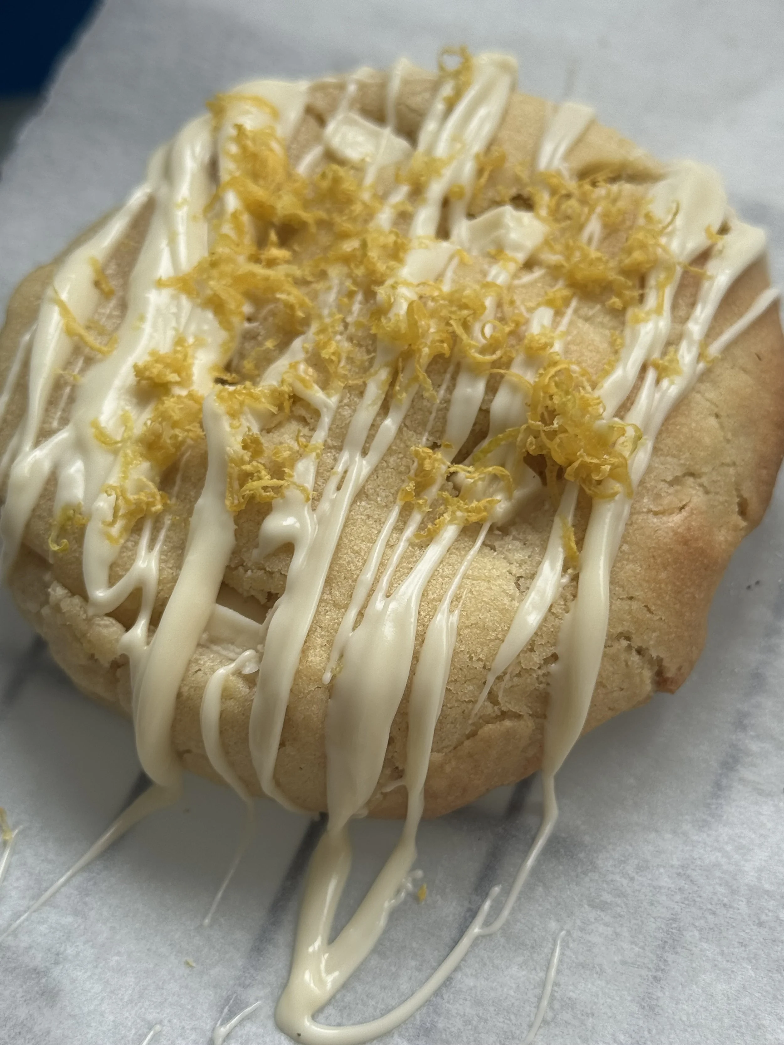 lemon and white chocolate cookie
