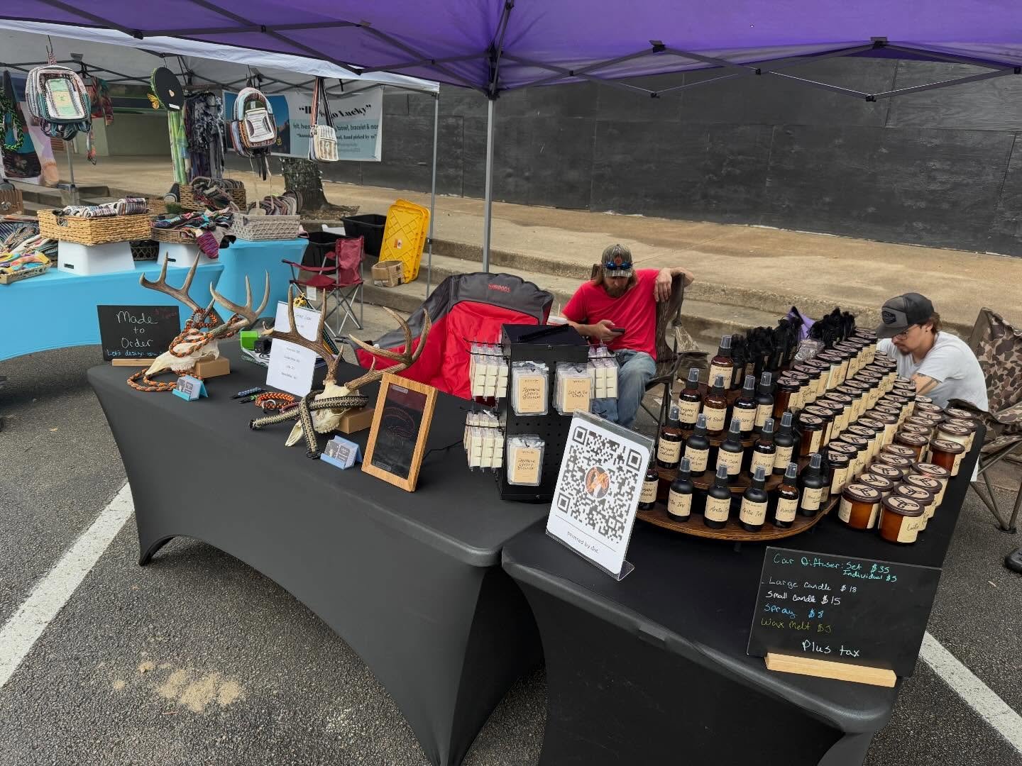Set up and ready to go!!! I think 😅. Come see me here at Derrick Days!!!!